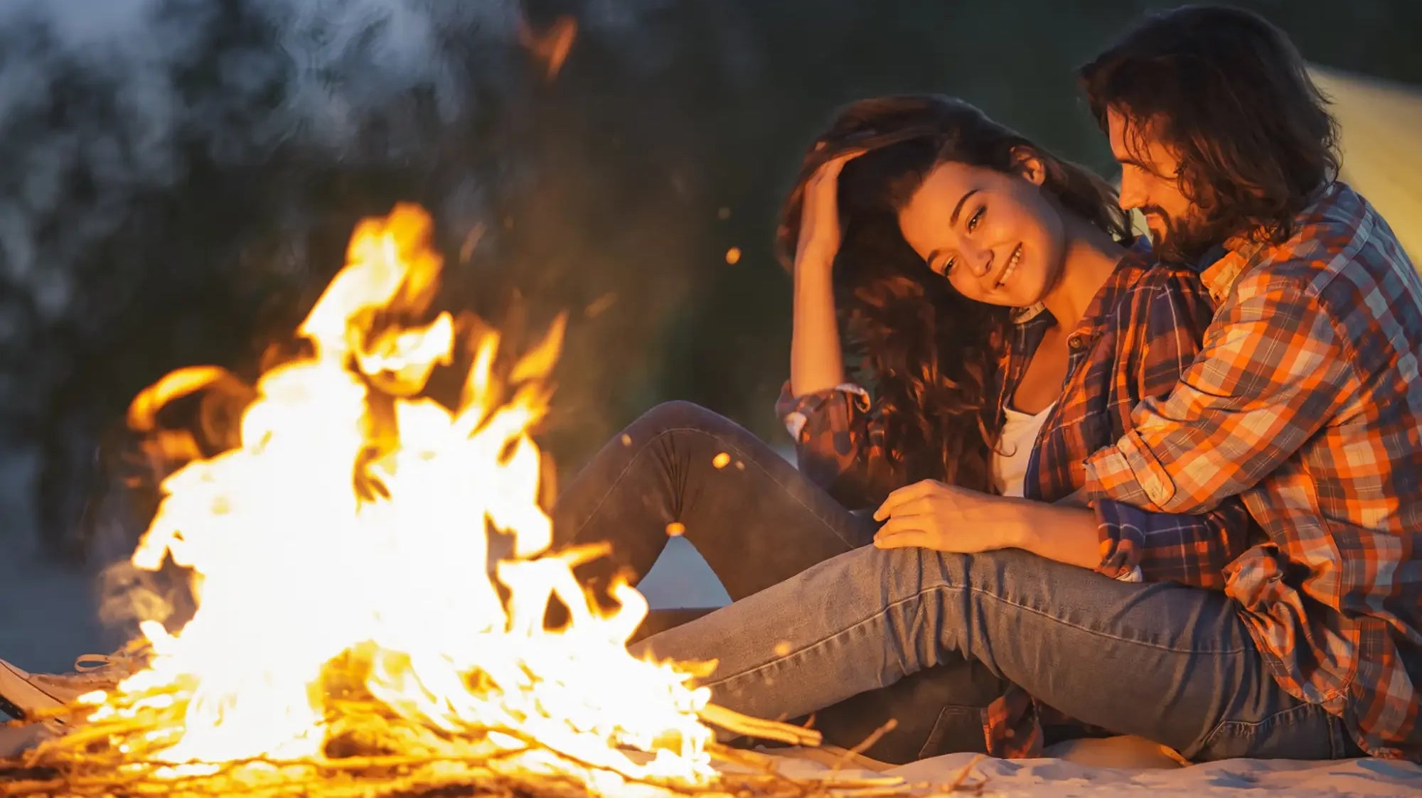 A Sultry Fall Picnic: Romance Under the Autumn Sky 🍂