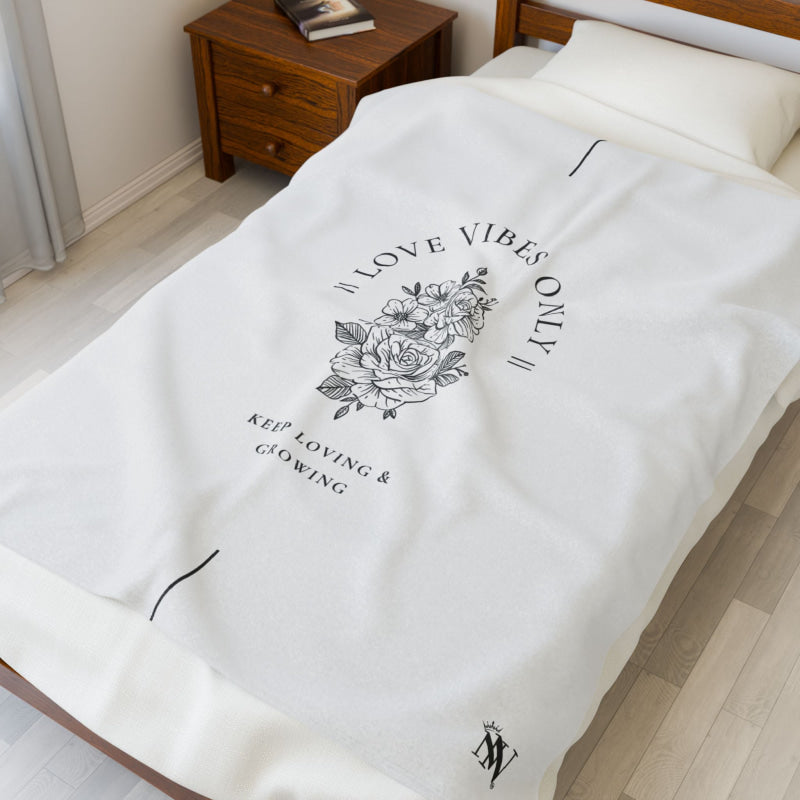Love Vibes Only | Mix & Match Velveteen Fun-Flirty Lovers’ Blankets