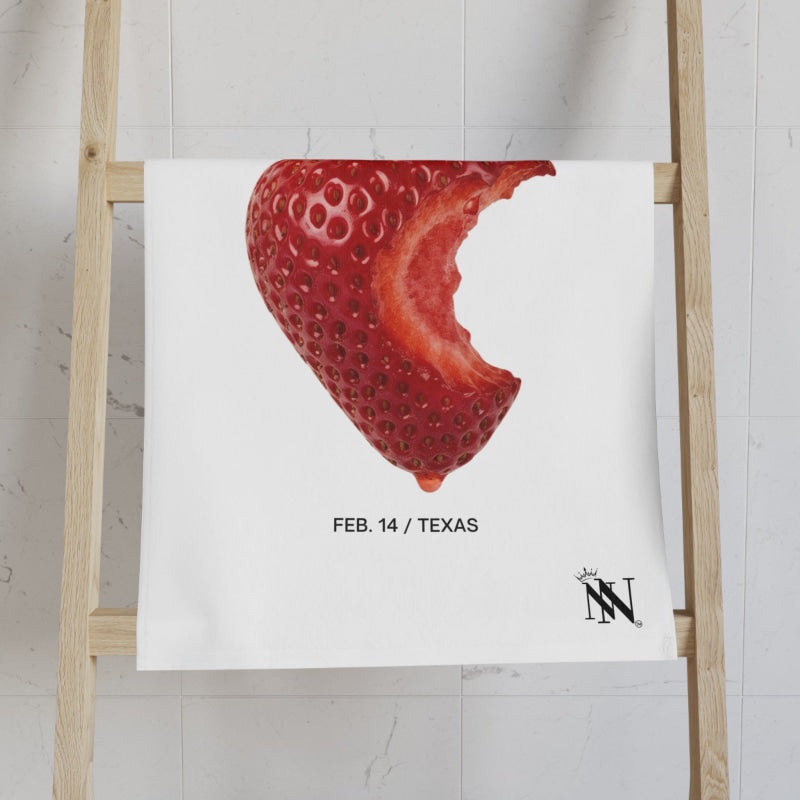 Sweetheart Season Texas | Mix & Match Classic Fun-Flirty Lovers’ Towels