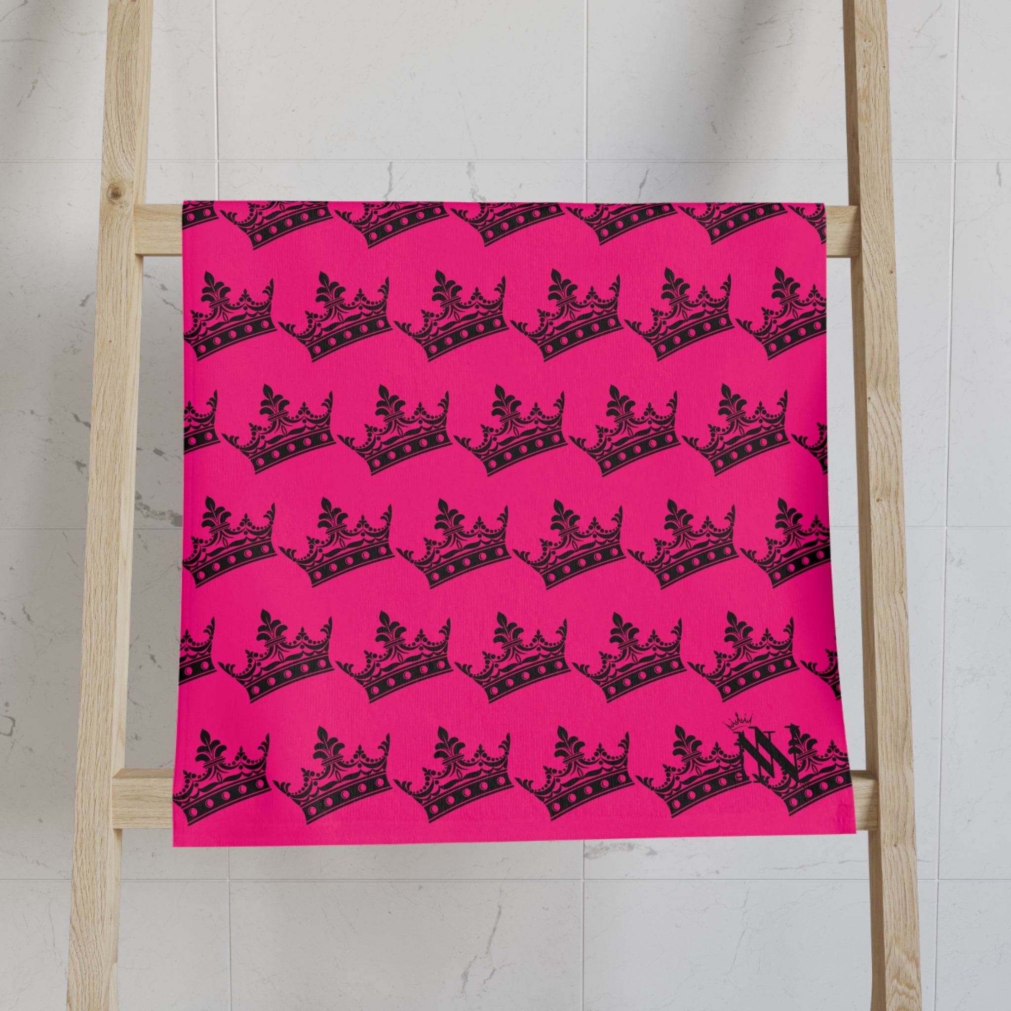 Crown Queen Pattern Signature Pink Cum Towel