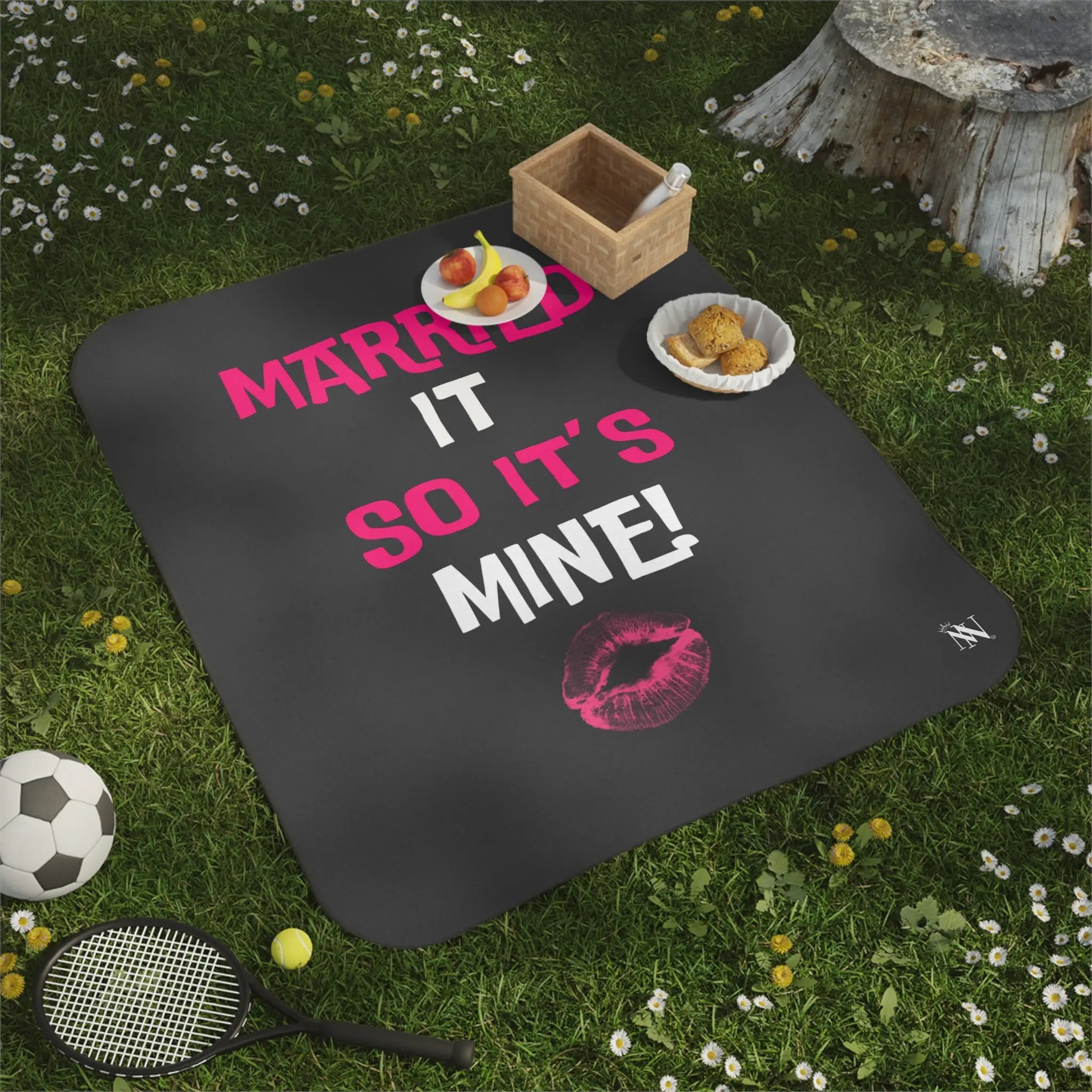 Married It So It’s Mine! With a Kiss Sex Blanket