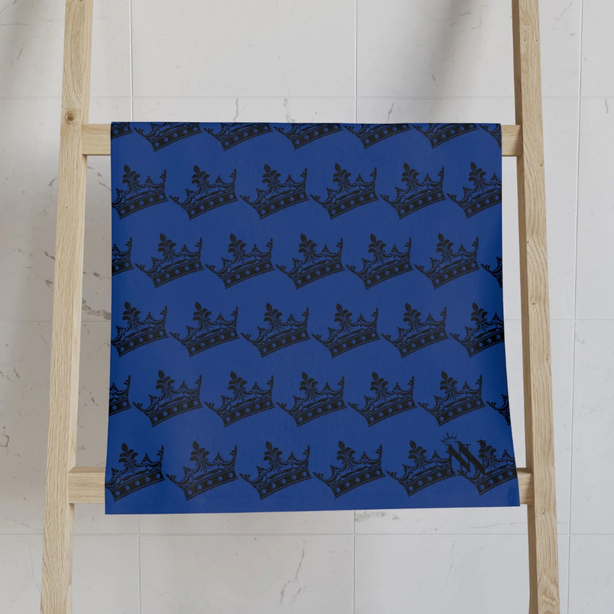 Crown Queen Pattern Blue Cum Towel