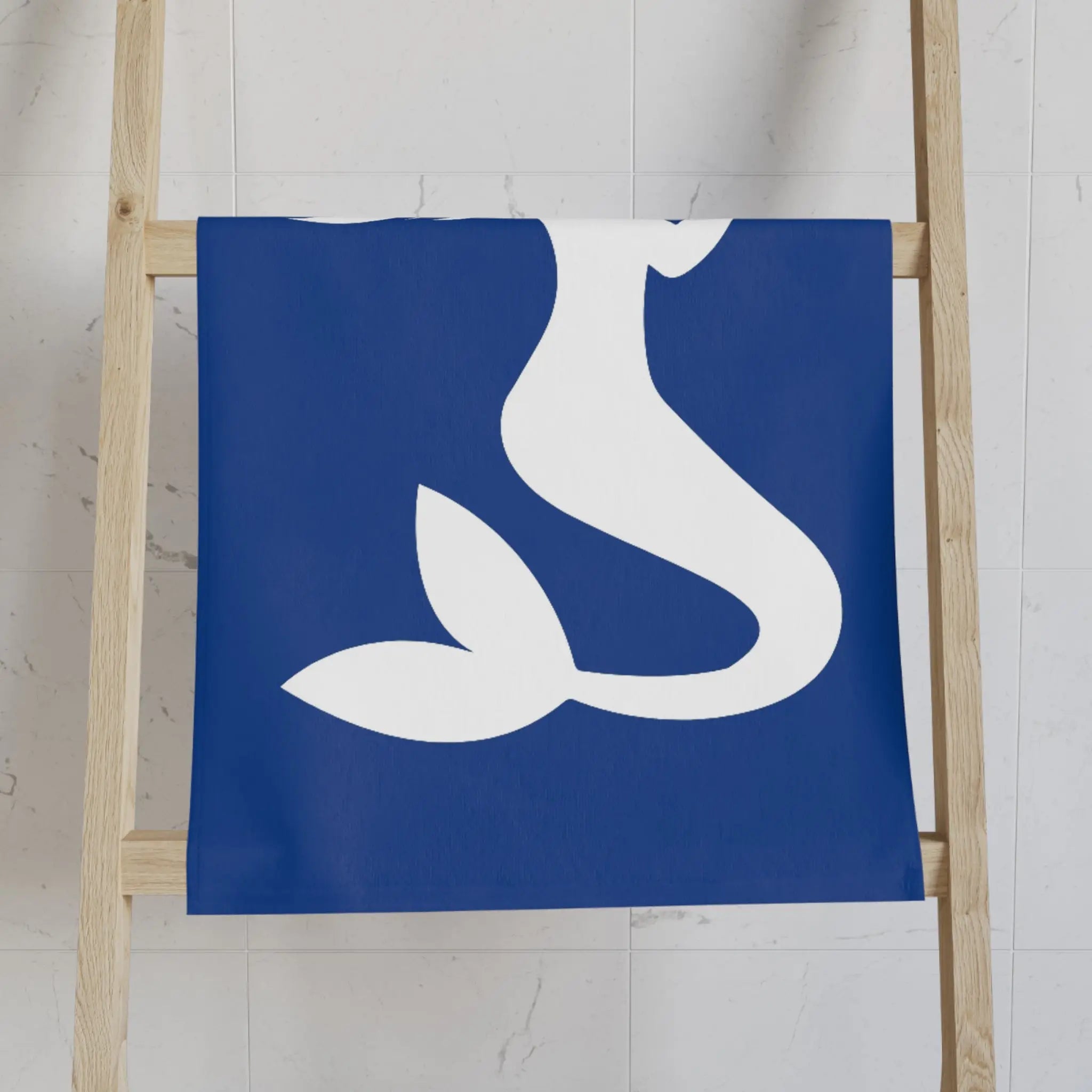 Mermaid Holding Heart Blue Cum Towel