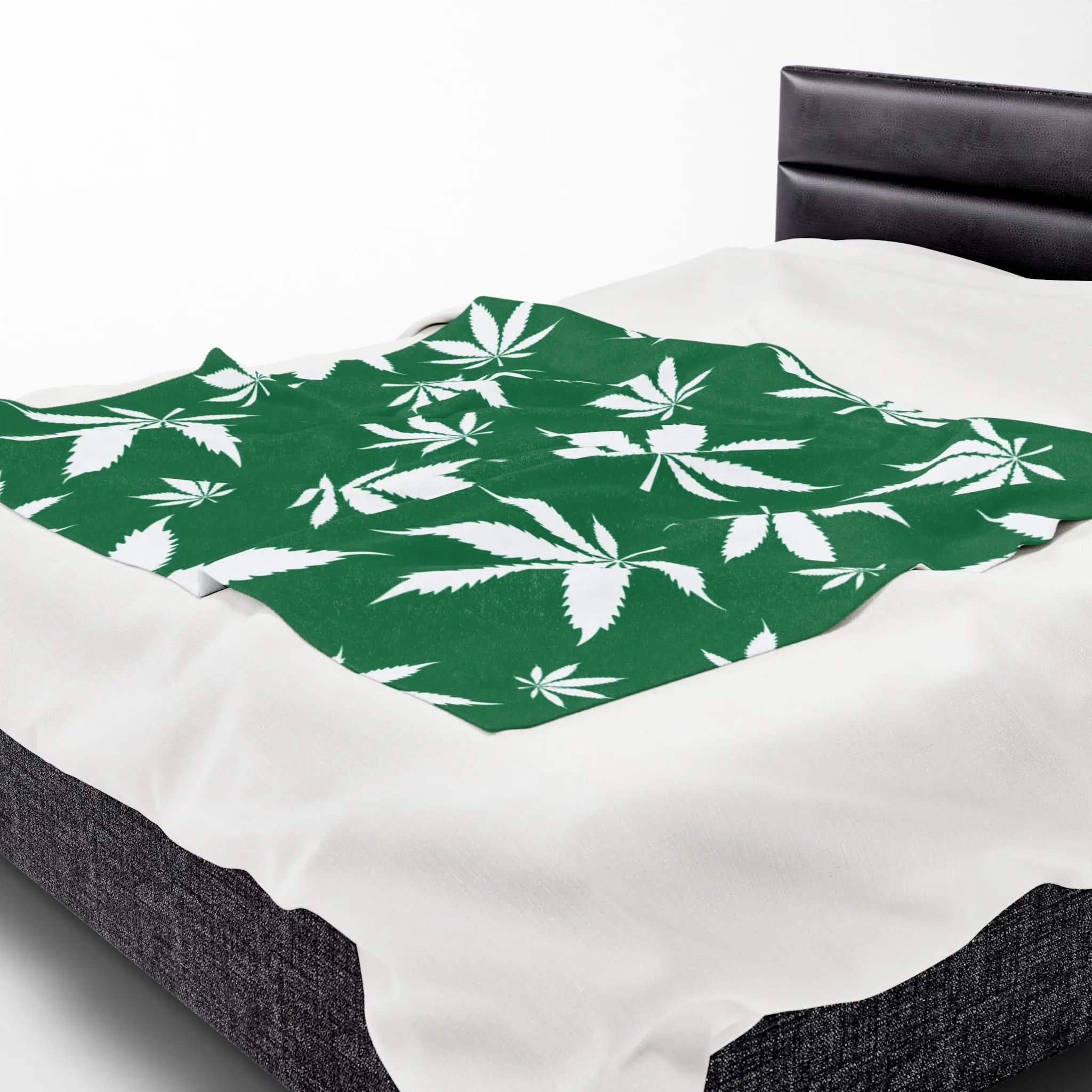Cannabis Love Green | Mix & Match Fun-Flirty Lovers’ Blankets