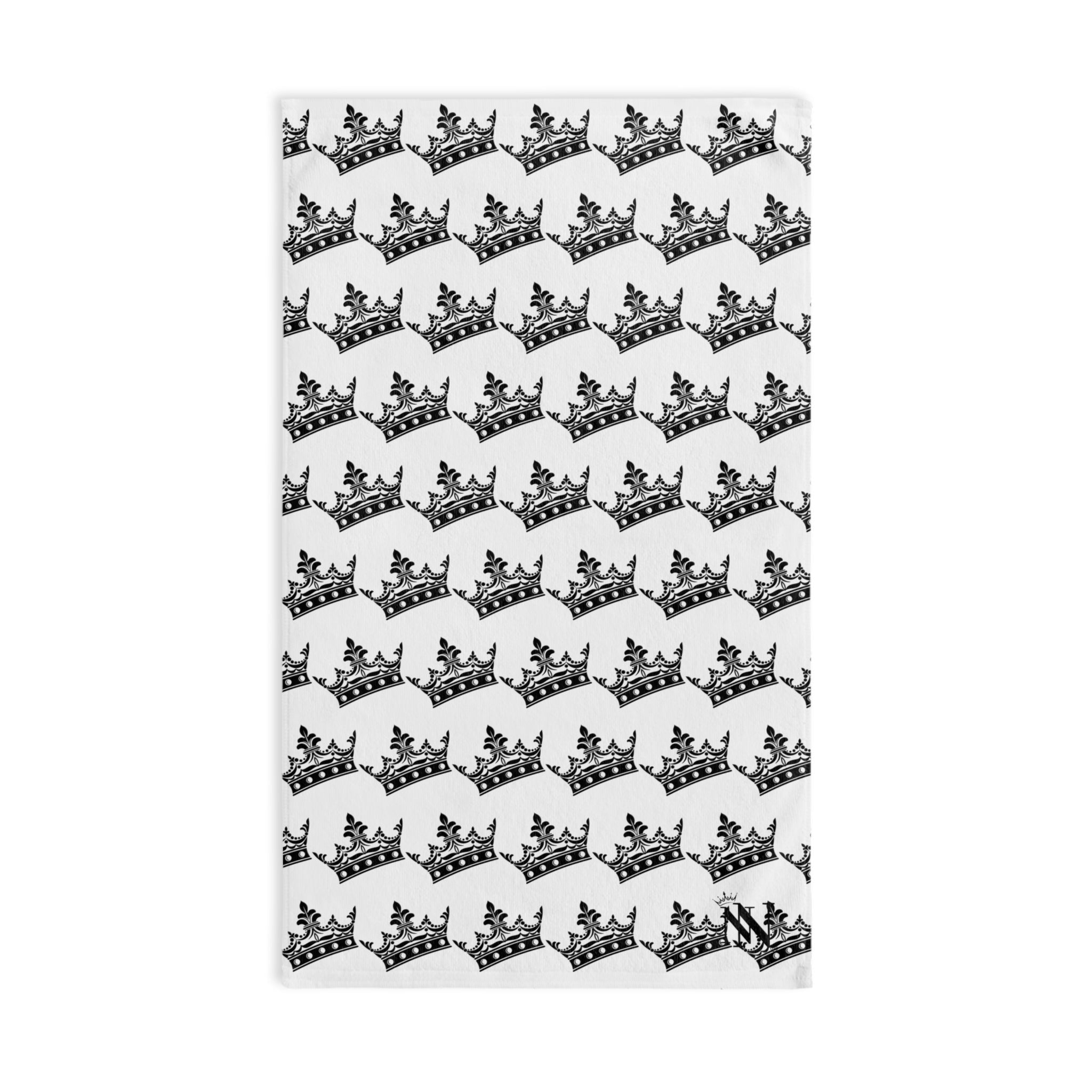 Crown Queen Pattern Cum Towel