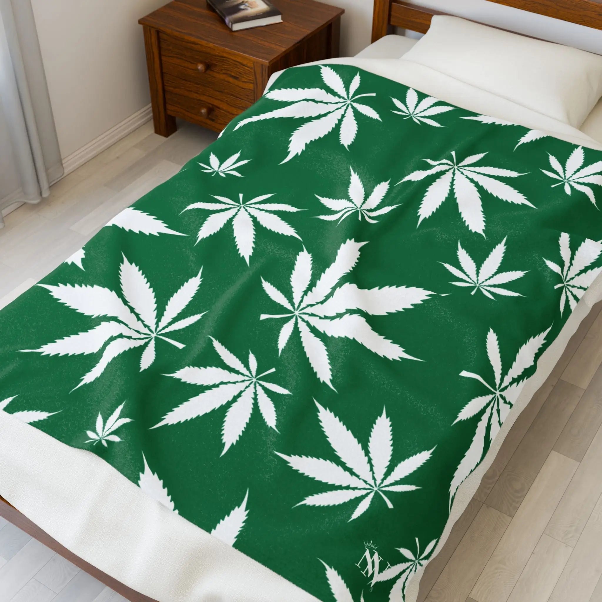 Cannabis Love Green | Mix & Match Fun-Flirty Lovers’ Blankets