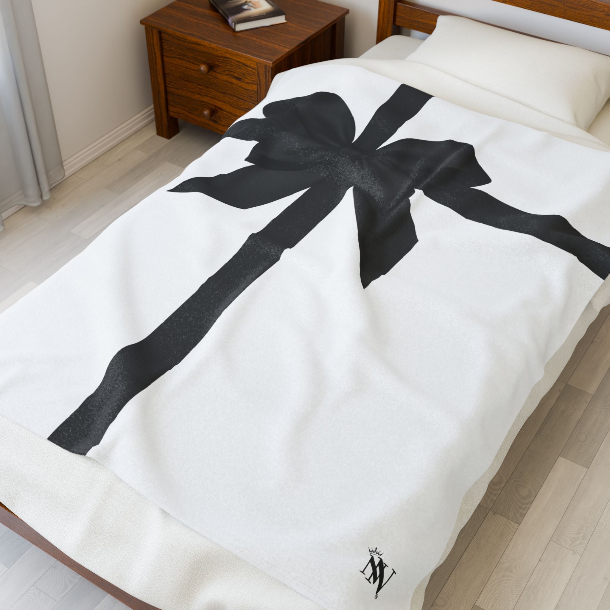 Unwrap Me Black Bow | Mix & Match Fun-Flirty Loversā Blankets