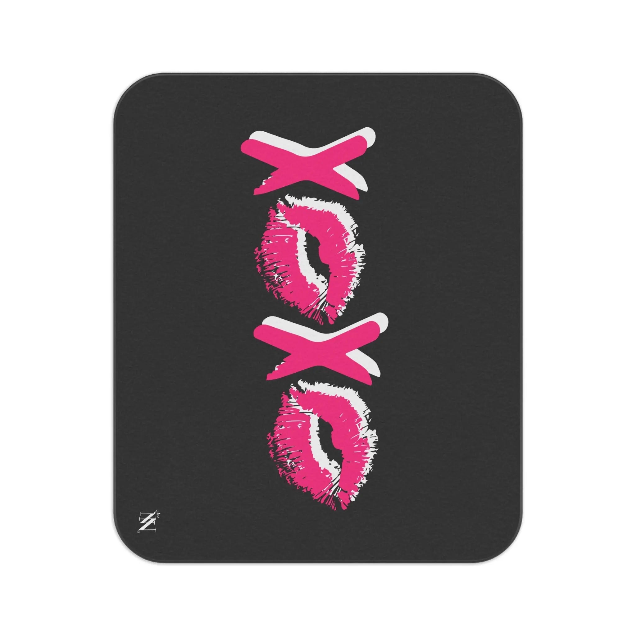 XO Kiss Mark | Mix Match Fun-Flirty Lovers’ Water-Resistant Blankets