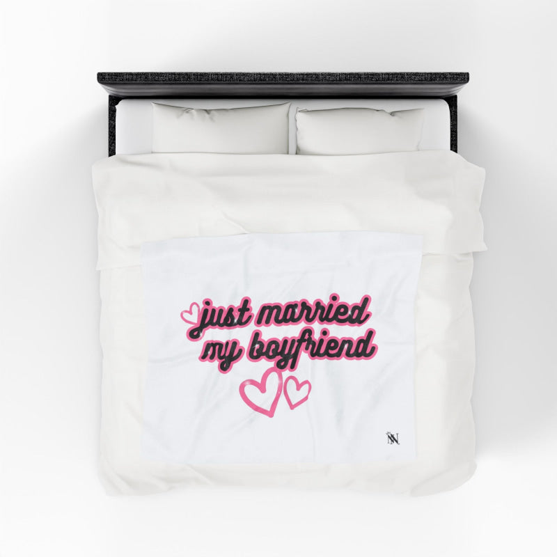 Just Married My Boyfriend | Mix & Match Soft Fun-Flirty Lovers’ Blankets