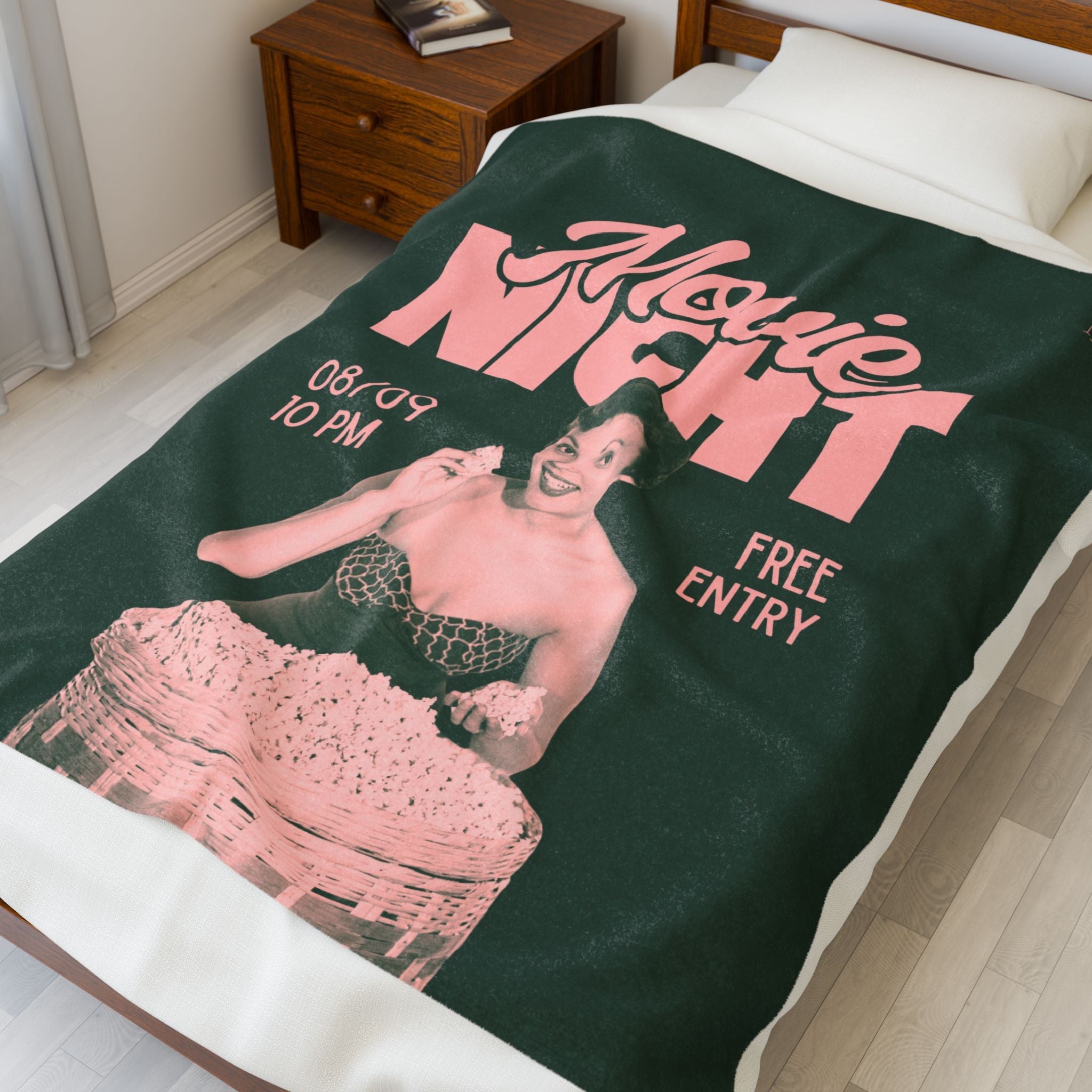 Vintage Movie Night | Mix & Match Velveteen Fun-Flirty Lovers’ Blankets