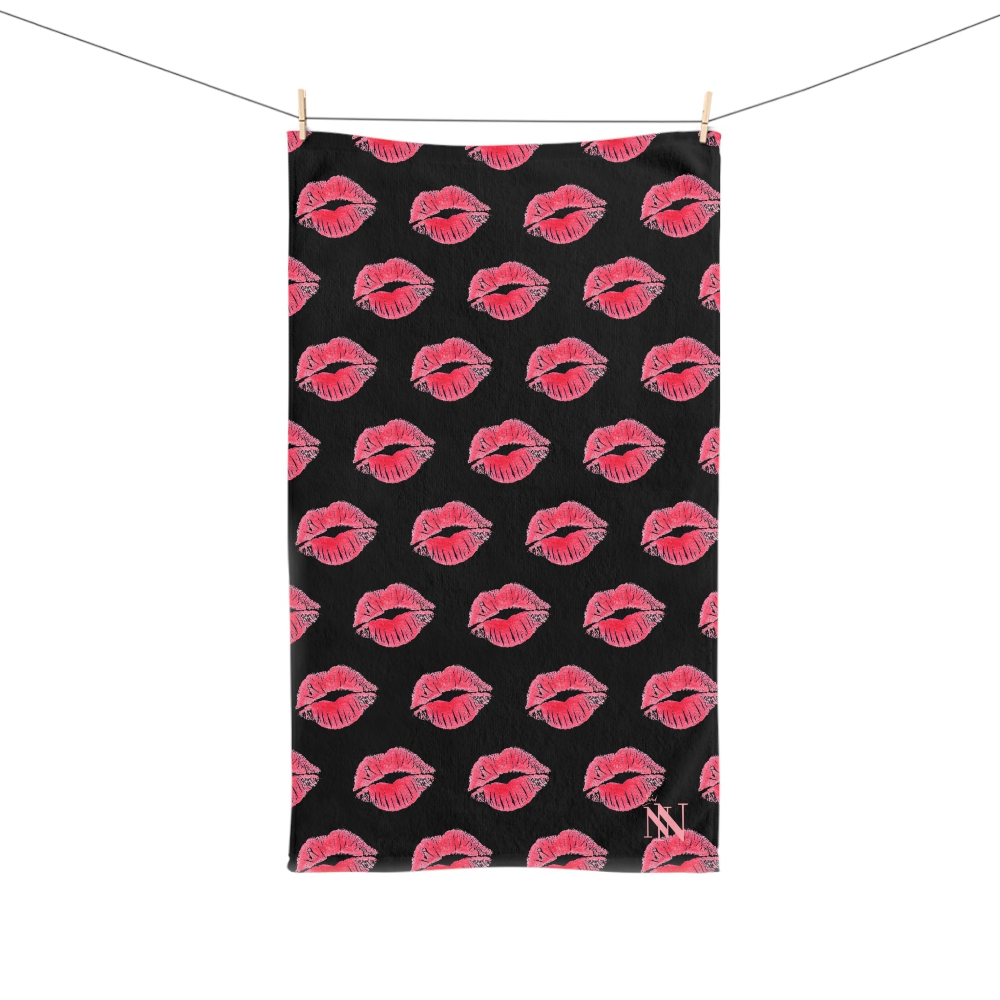 Lips Kiss Mark Pattern Cum Towel