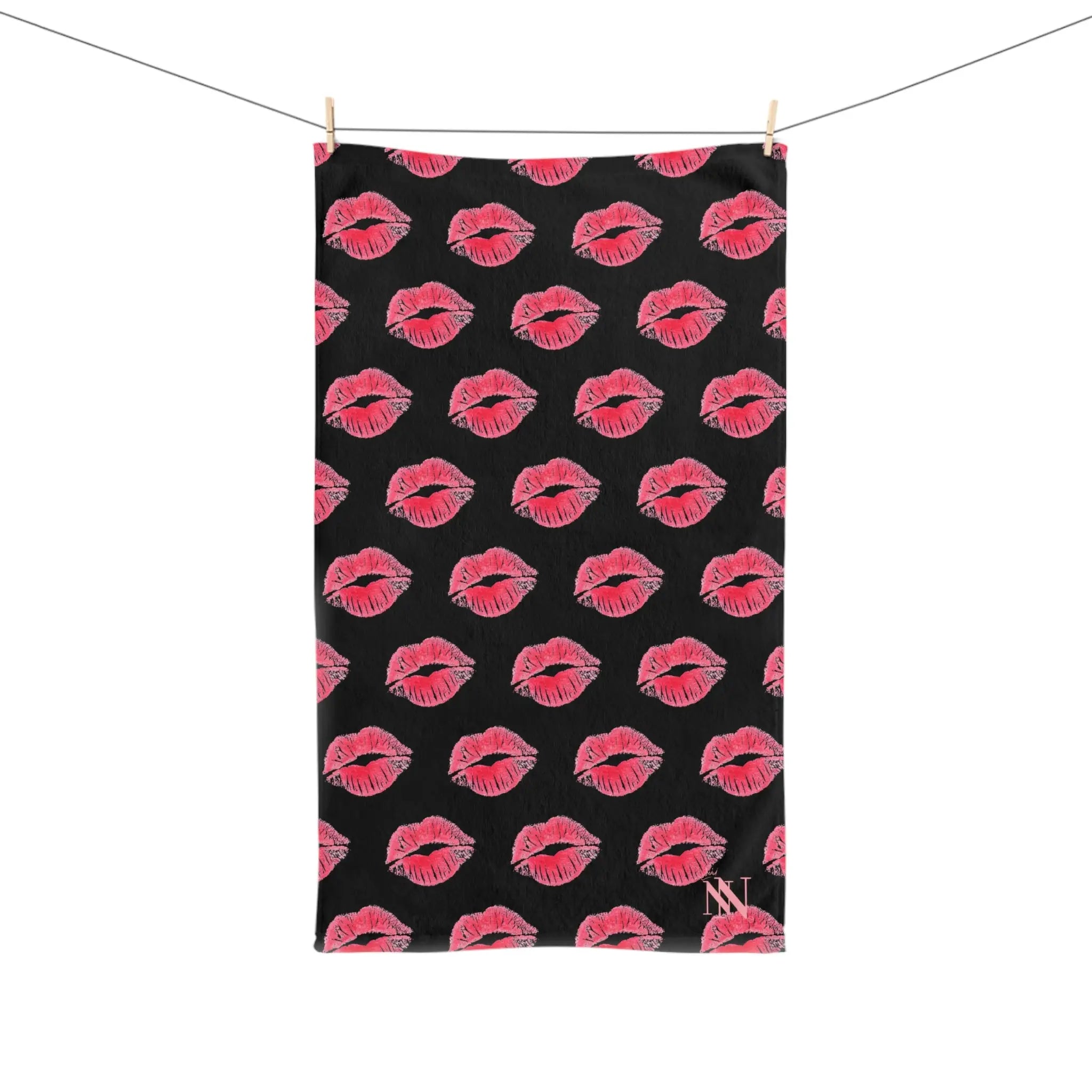 Lips Kiss Mark Pattern Cum Towel