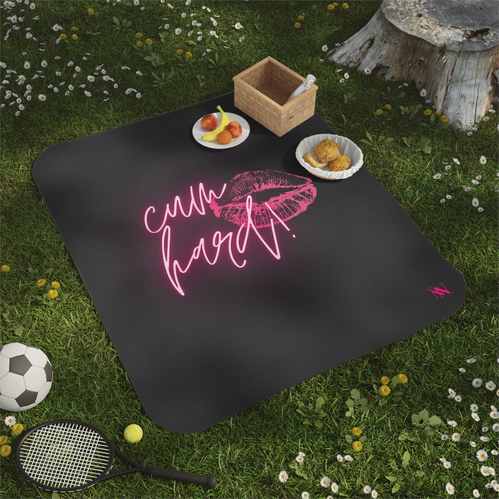 Cum Hard! Kiss Mark | Mix Match Fun-Flirty Lovers’ Water-Resistant Blankets