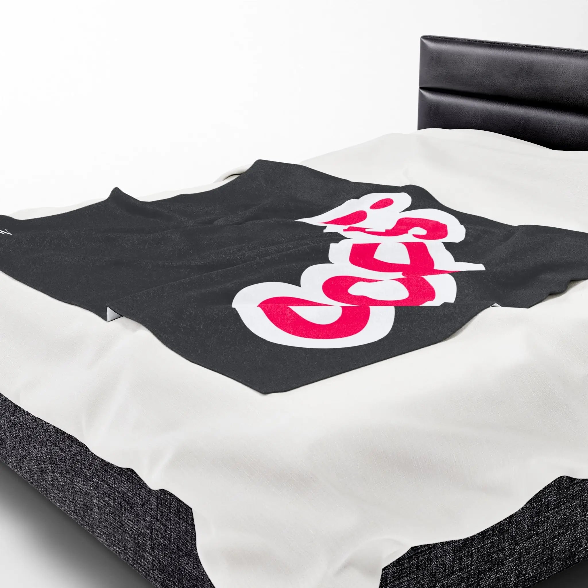 Oops! Curved | Mix & Match Velveteen Fun-Flirty Lovers’ Blankets