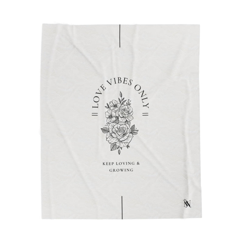 Love Vibes Only | Mix & Match Velveteen Fun-Flirty Lovers’ Blankets