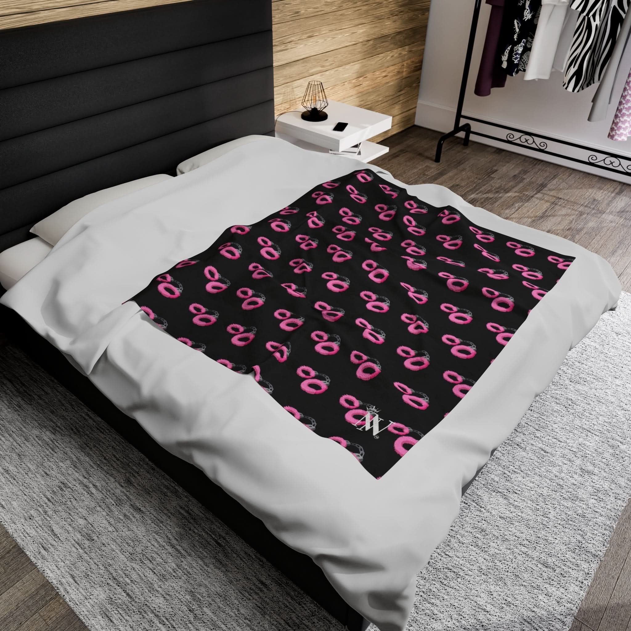 Cuff Me | Mix & Match Fun-Flirty Loversā Blankets