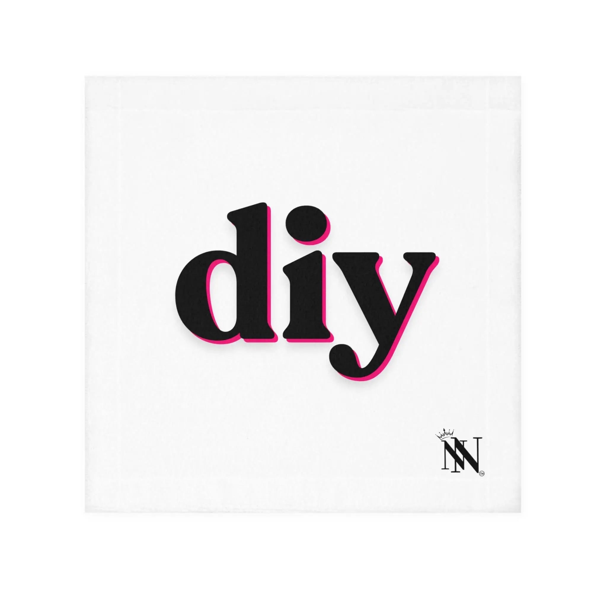 DIY | Mix & Match Lils’ Fun-Flirty Lovers’ Towels