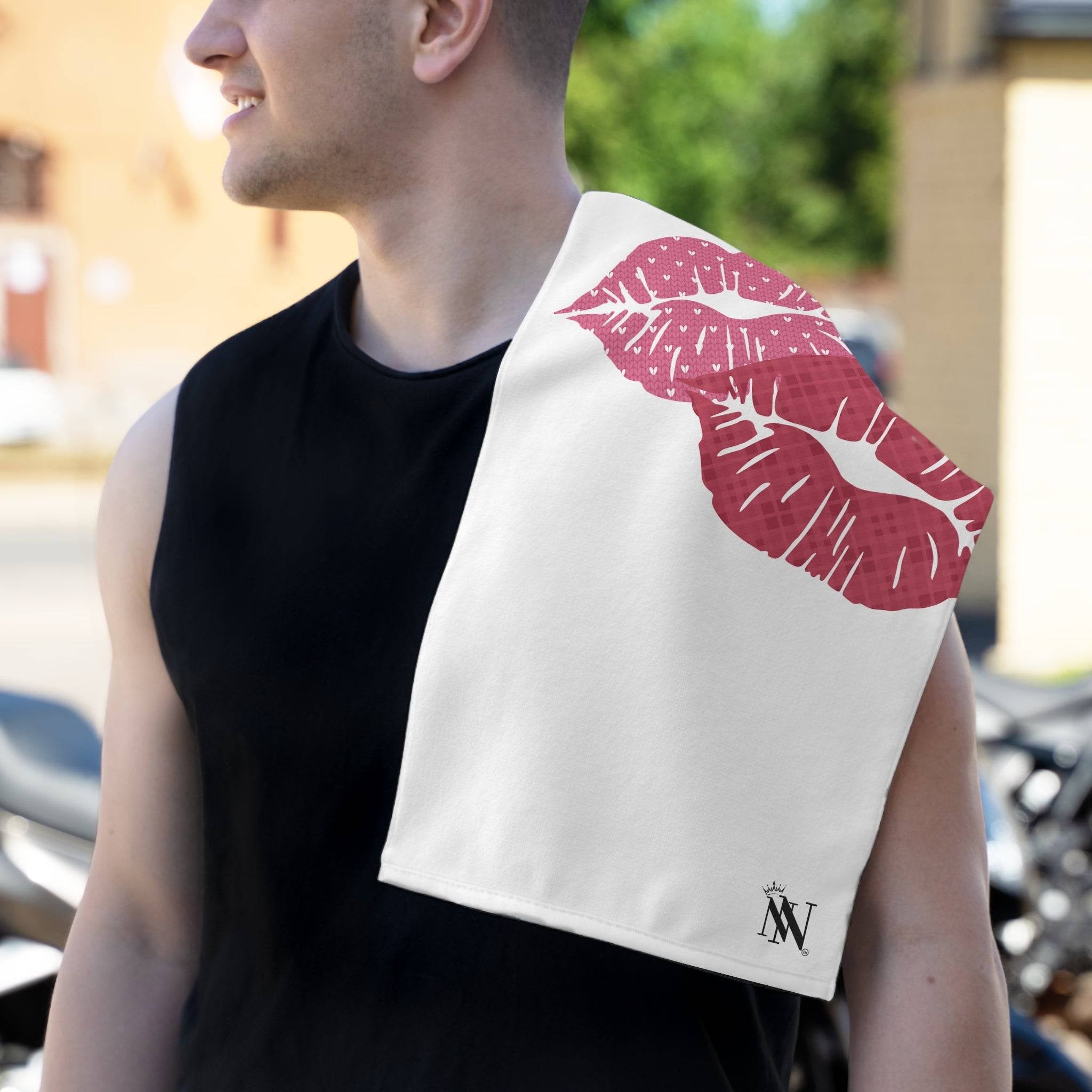 Dramatic Lips | Mix & Match Soft Fun-Flirty Lovers’ Towels