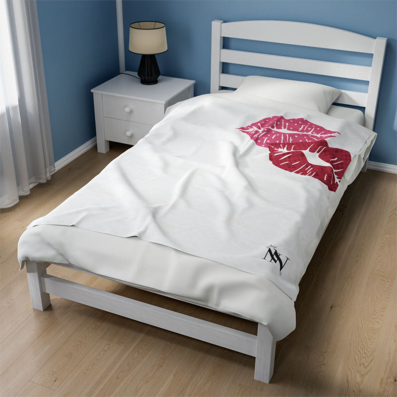 Dramatic Pink Lips | Mix & Match Fun-Flirty Lovers’ Blankets