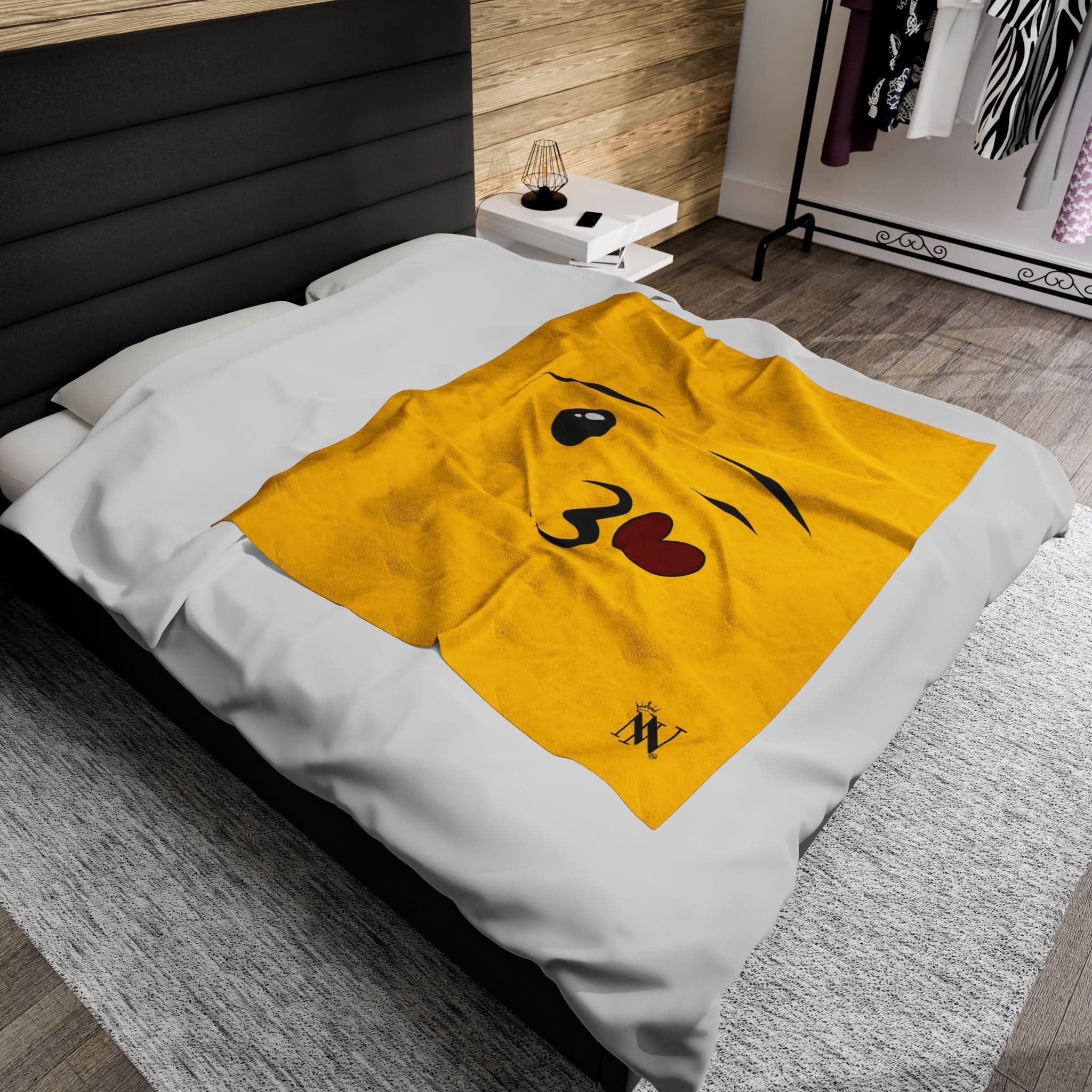 Emoji Kiss | Mix & Match Fun-Flirty Lovers’ Blankets