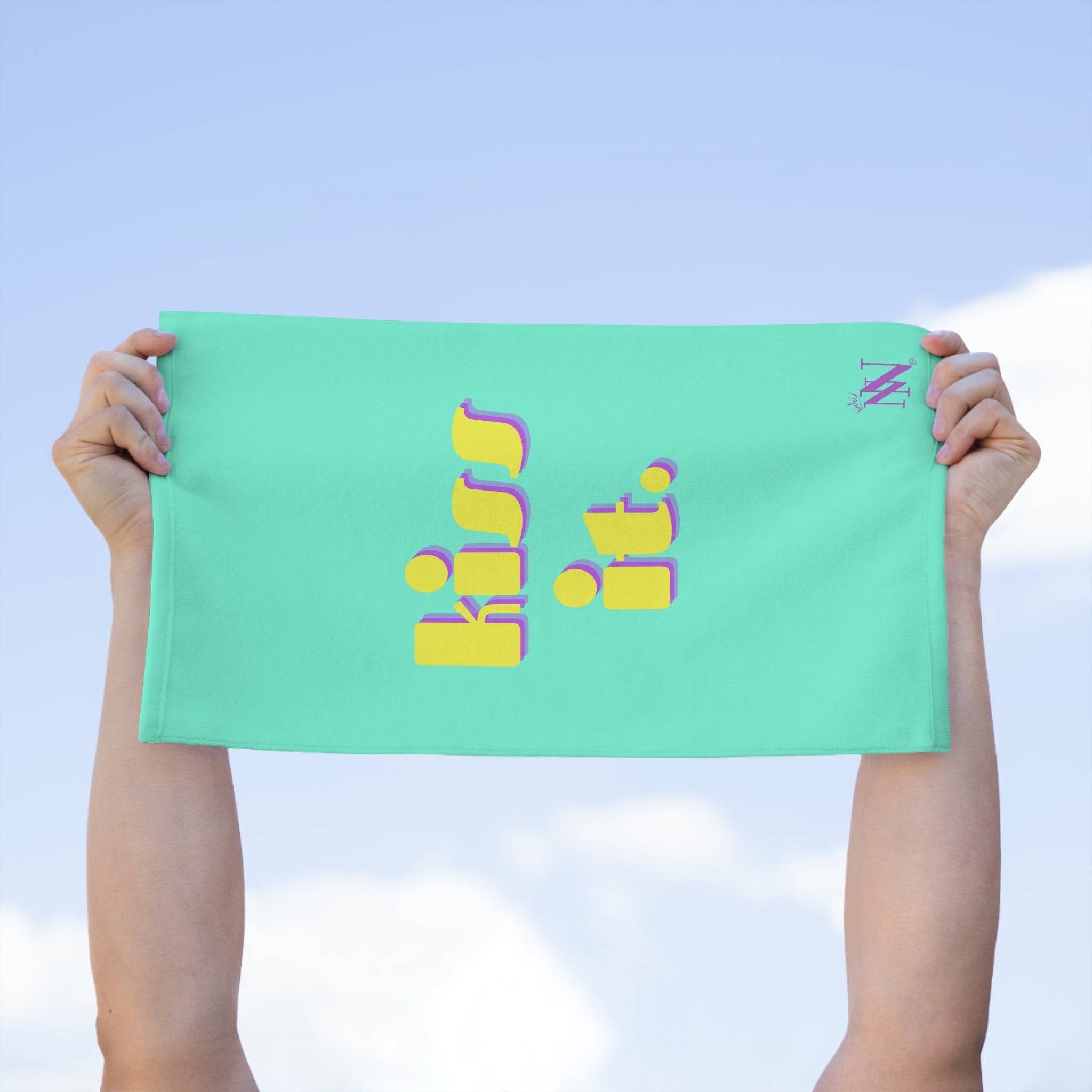kiss it. | Mix & Match Fun-Flirty Lovers’ Towels
