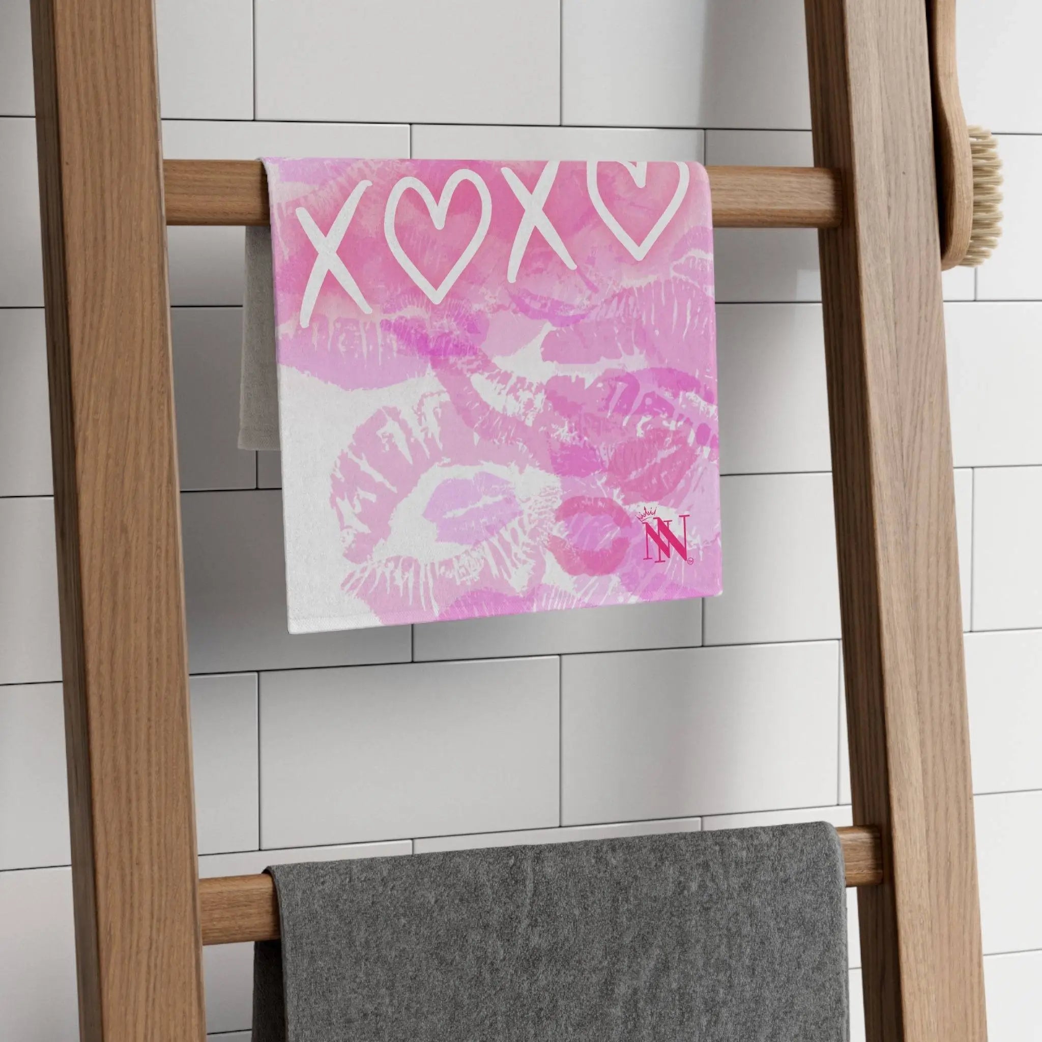 Piled High Kiss | Mix & Match Soft Fun-Flirty Lovers’ Towels