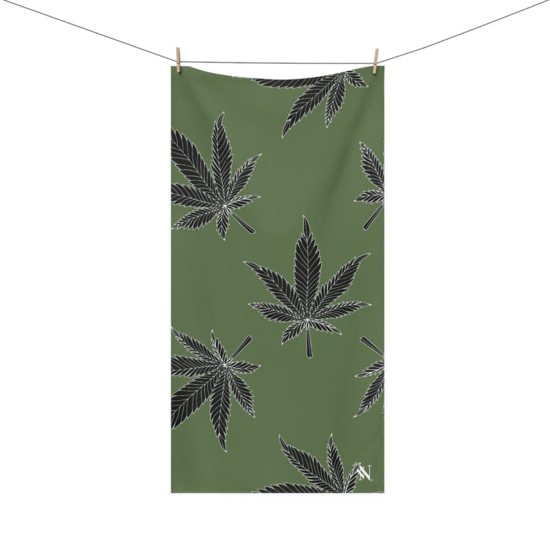 Simple Bud 420 | Mix & Match Naughty XL Fun-Flirty Lovers’ Towels