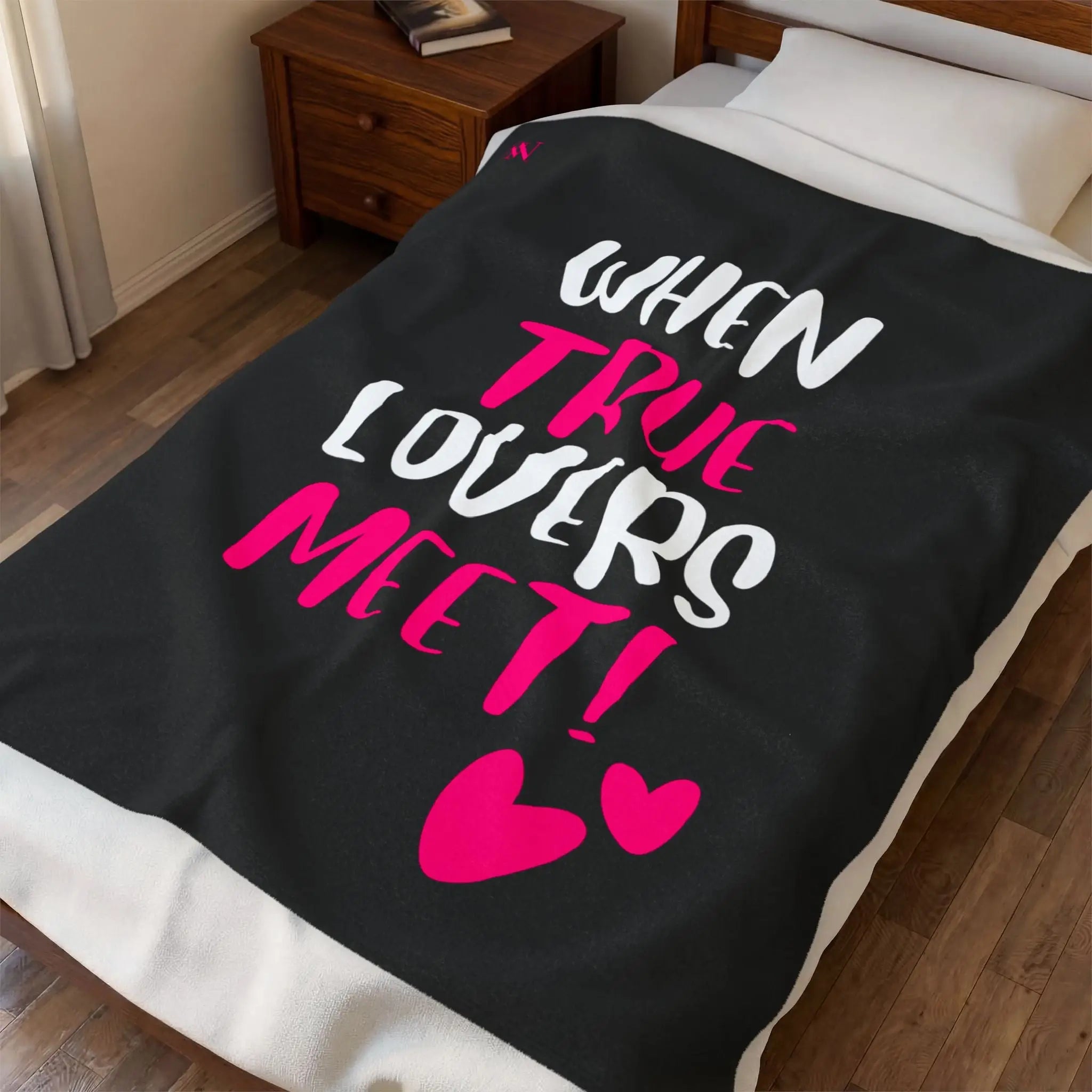 When True Lovers Meet | Nectar Napkins Fun-Flirty Lovers’ Blankets
