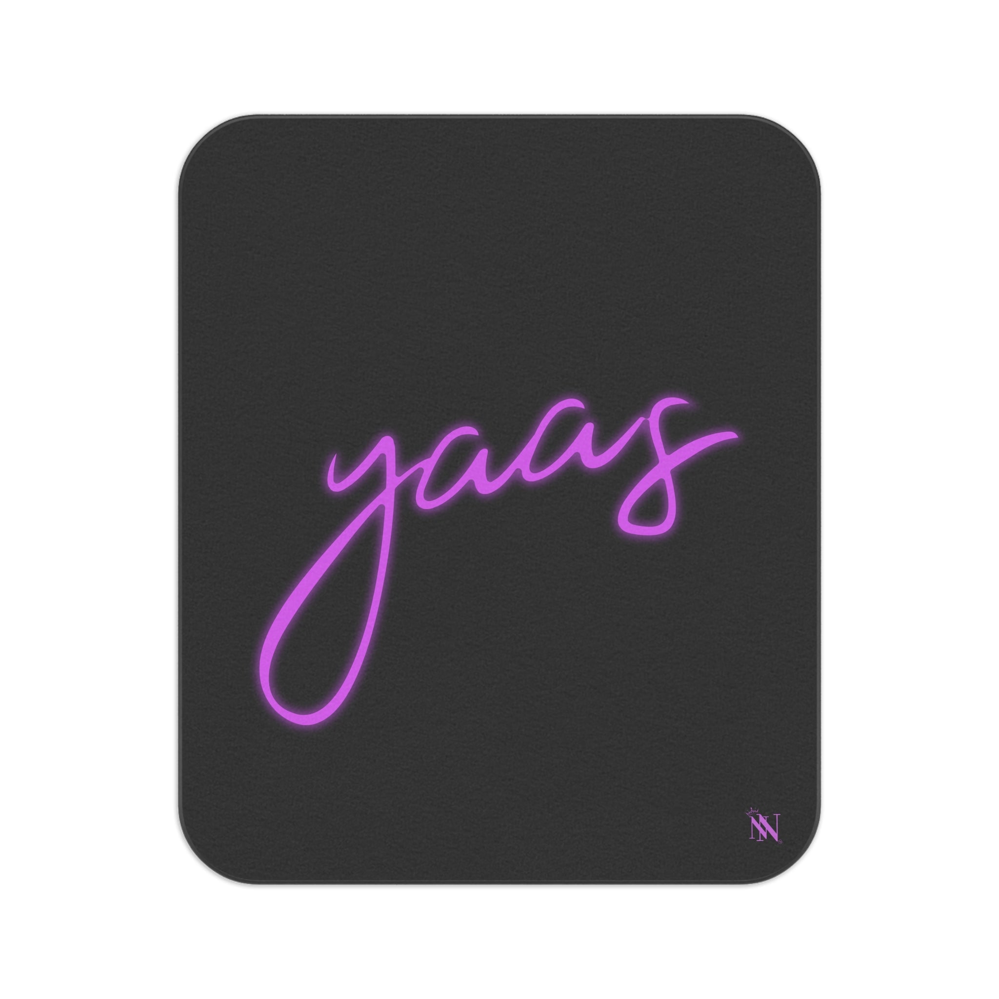 Yaas | Mix Match Fun-Flirty Lovers’ Water-Resistant Blankets