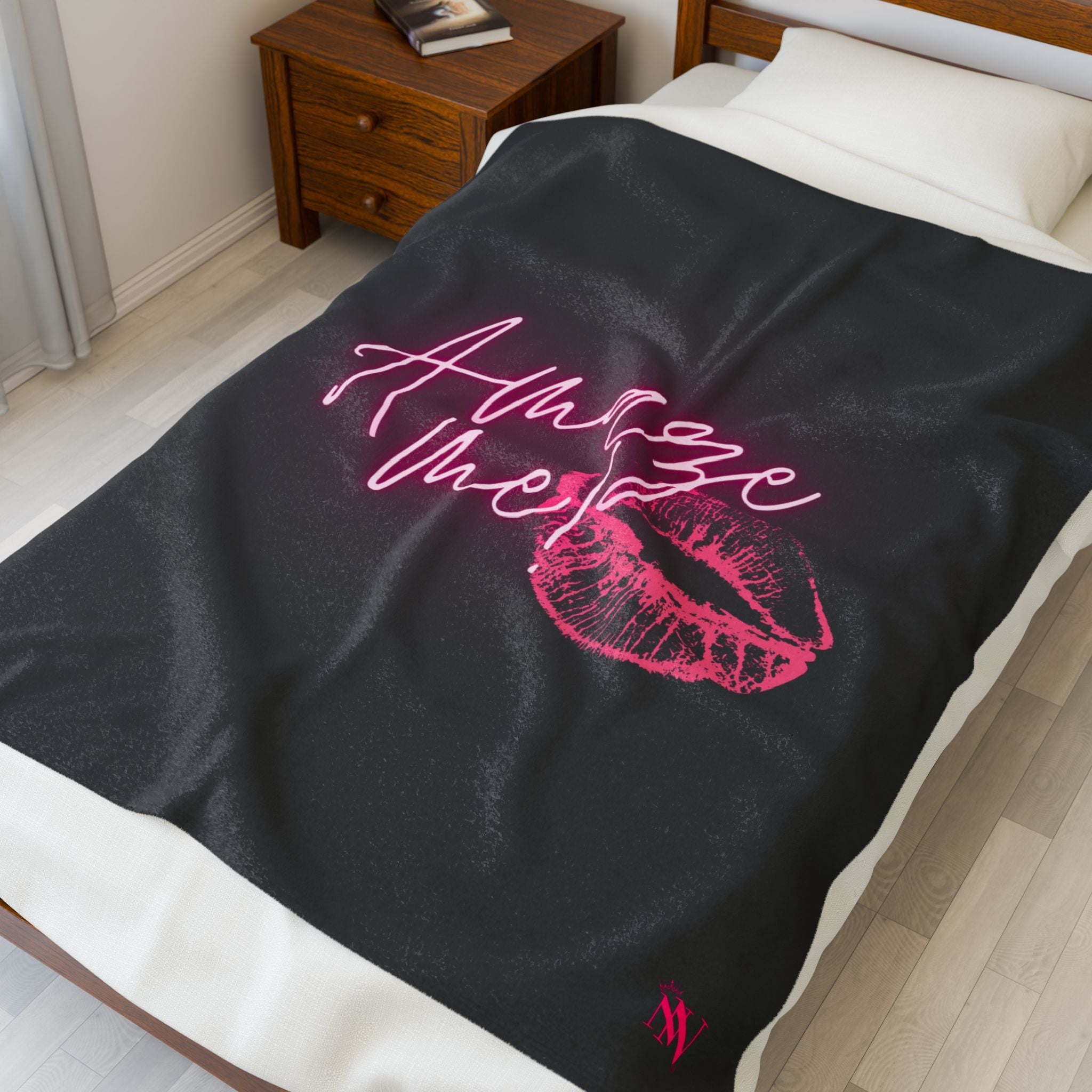 Amaze Me! | Mix & Match Velveteen Fun-Flirty Lovers’ Blankets