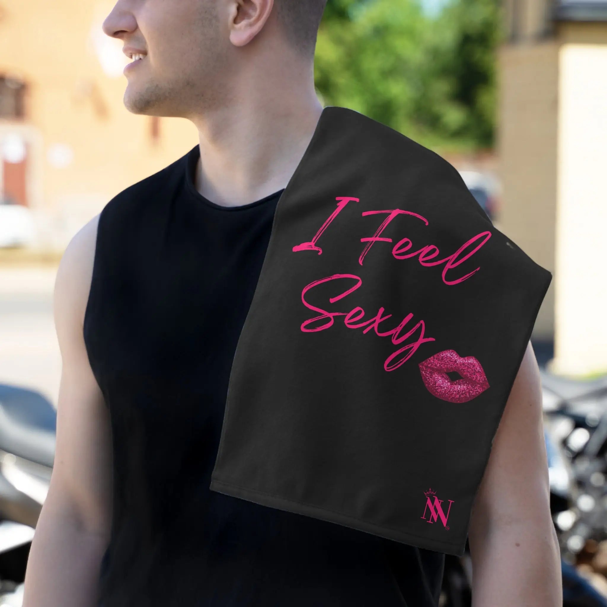 I Feel Sexy Kiss Mark Sex Towel