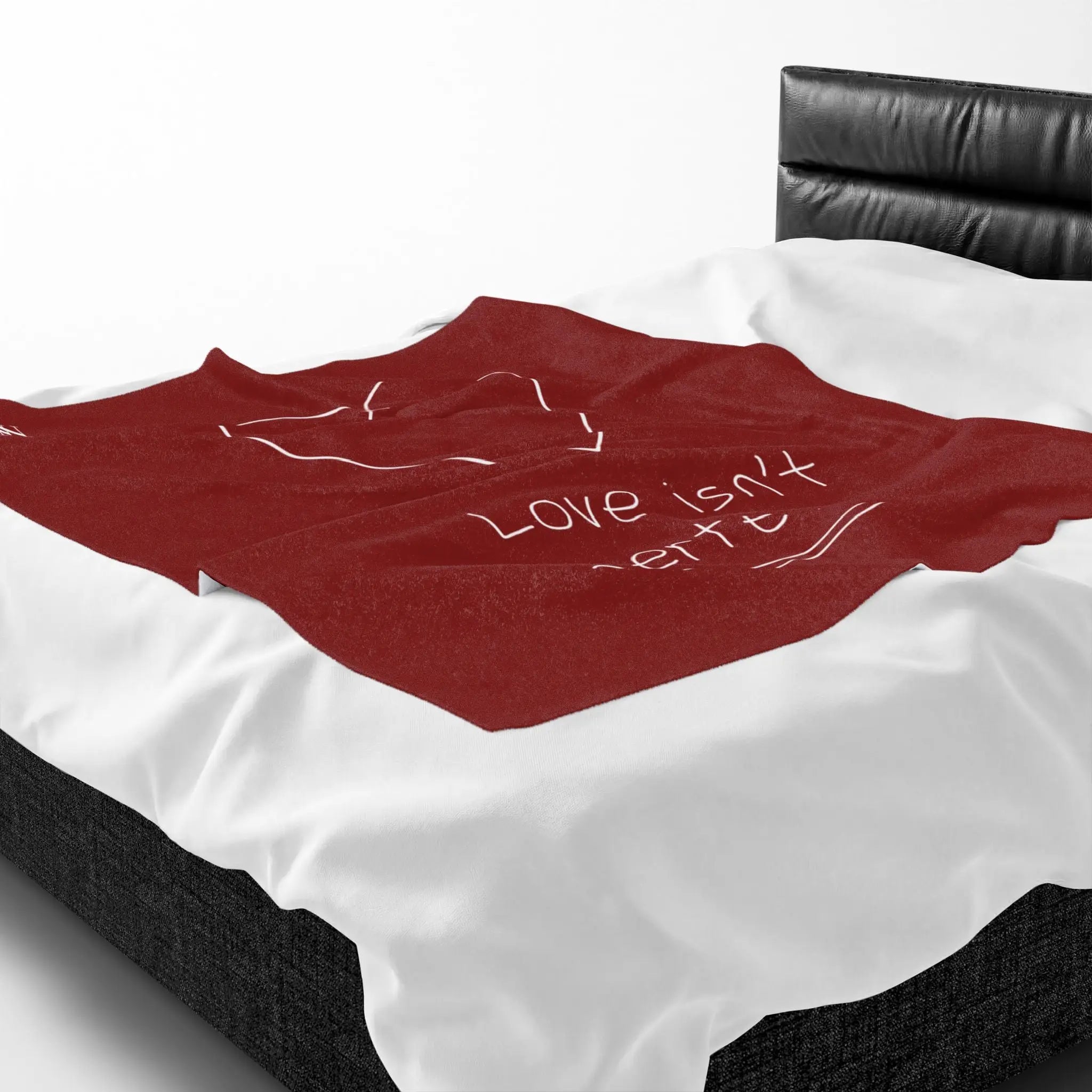 Love Isn’t Perfect Romantic Lovers Gifts Blanket