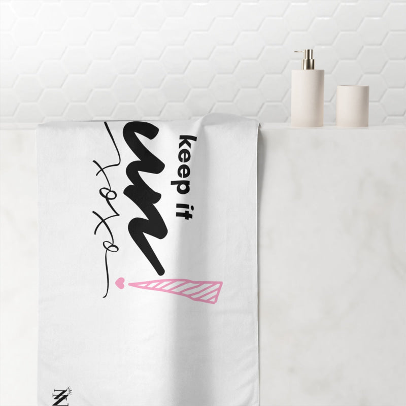 Keep It Fun! XOXO | Mix & Match XL Fun-Flirty Lovers’ Towels