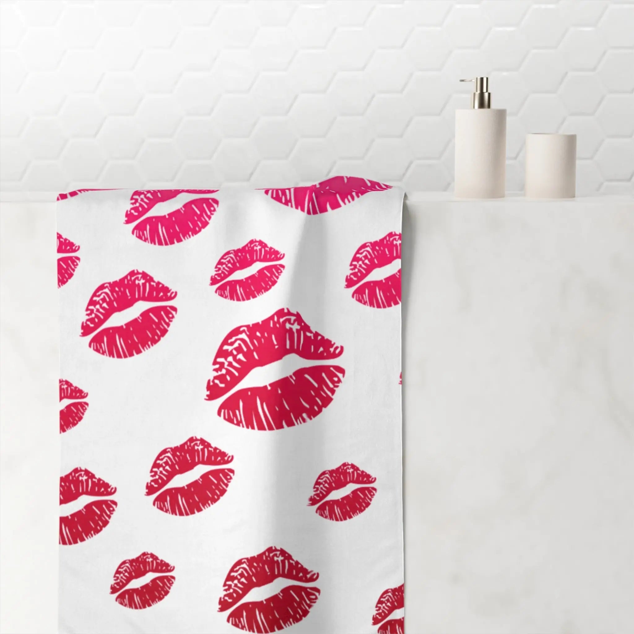 Ombre Kiss Pattern | Mix & Match XL Fun-Flirty Lovers’ Towels