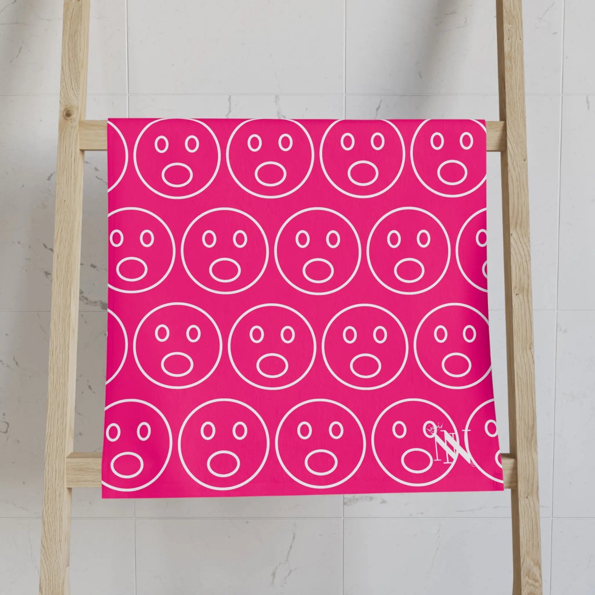 Surprised Emoji Pattern Signature Pink Cum Towel
