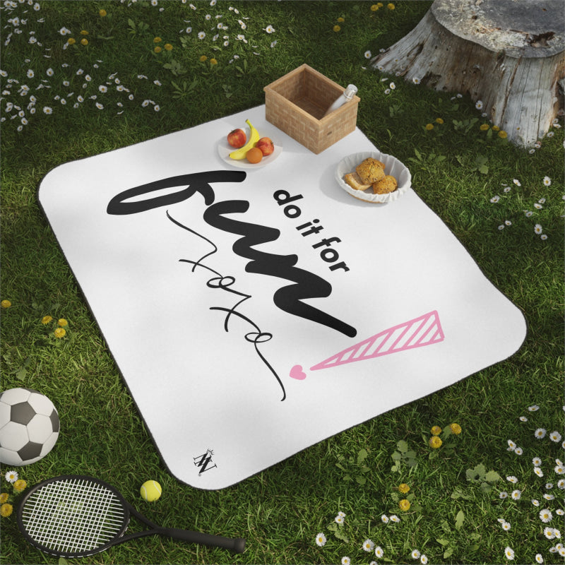 Do It For Fun! XOXO | Mix Match Fun-Flirty Lovers’ Water-Resistant Blankets