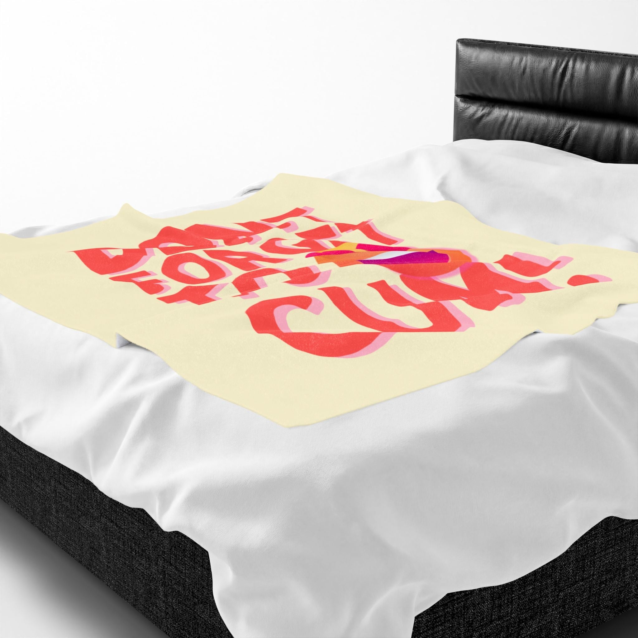 Don’t Forget to Cum! Heart Eyes Emoji Romantic Lovers Gifts Blanket