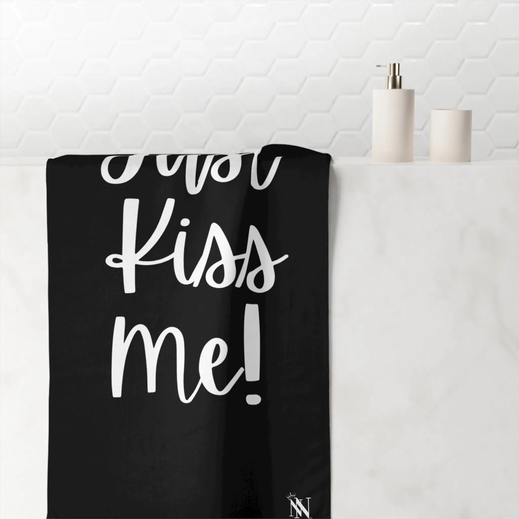 Crowned Just Kiss Me! Anal Sex Towel