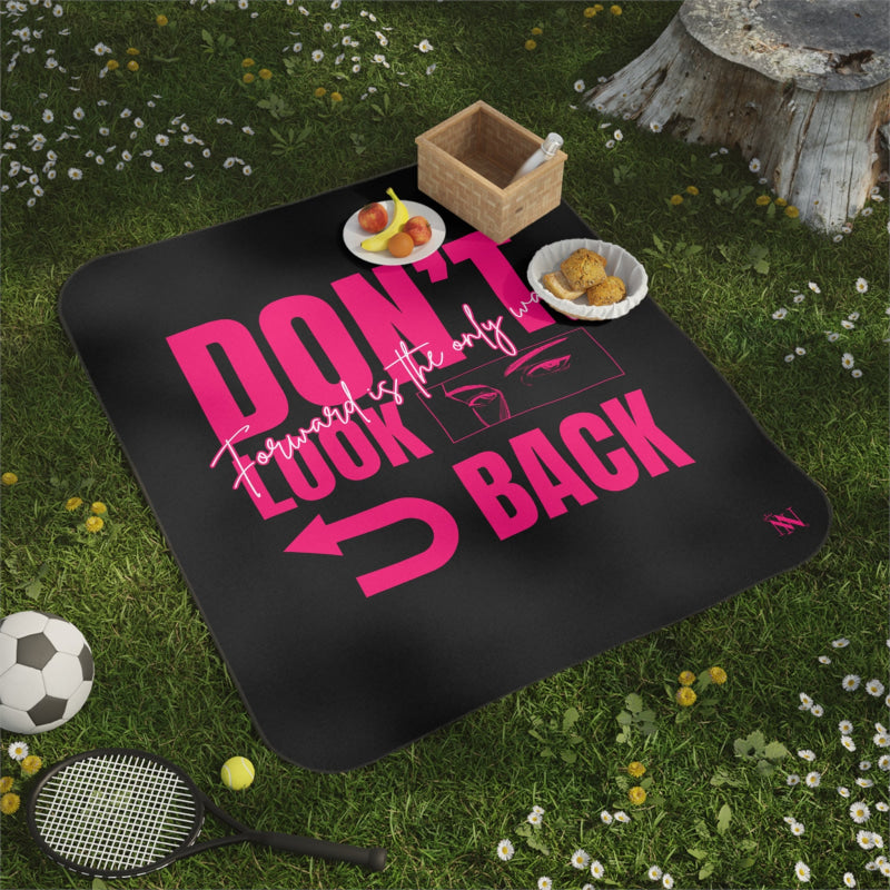 Don’t Look Back | Mix Match Fun-Flirty Lovers’ Water-Resistant Blankets
