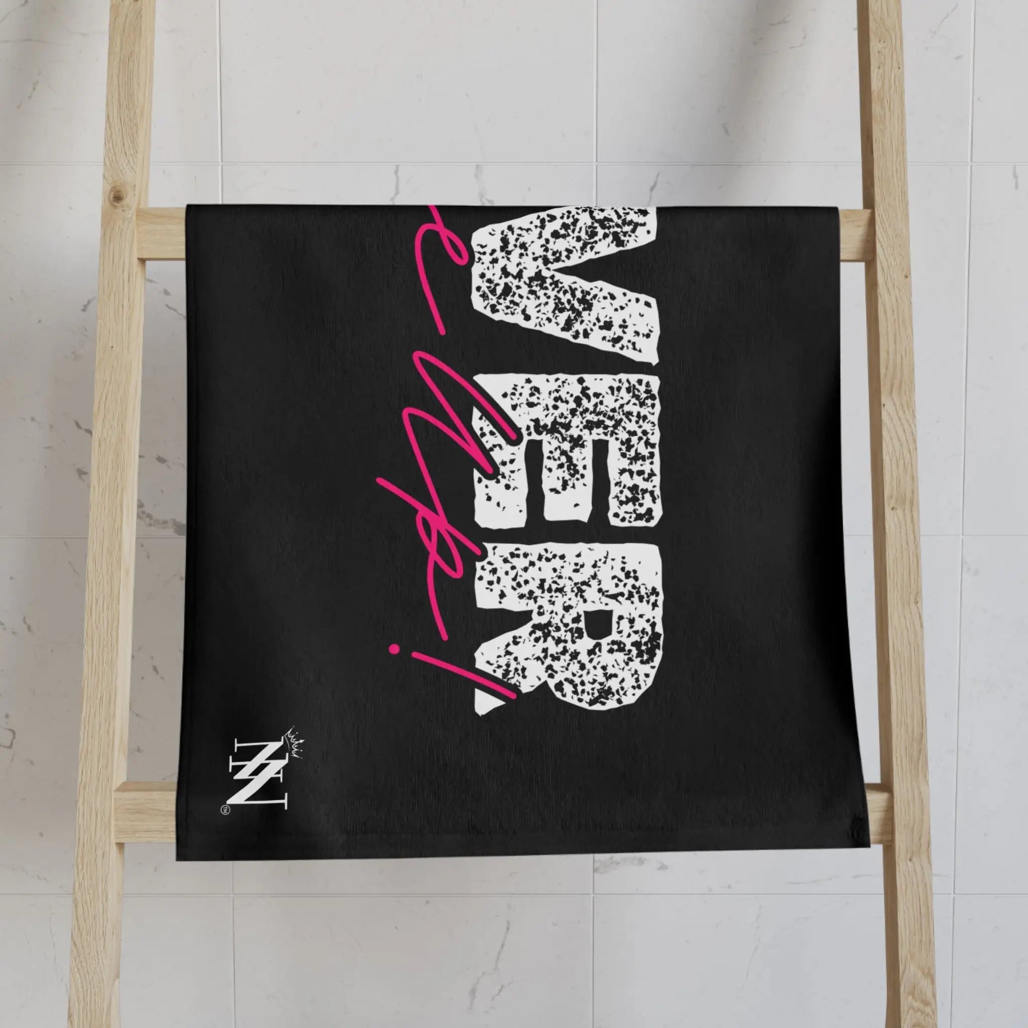 Never Give Up | Mix & Match Classic Fun-Flirty Lovers’ Towels