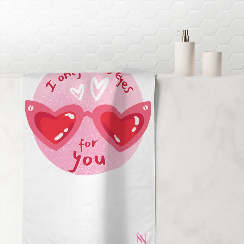 I Only Have Eyes for You | Mix & Match XL Fun-Flirty Lovers’ Towels