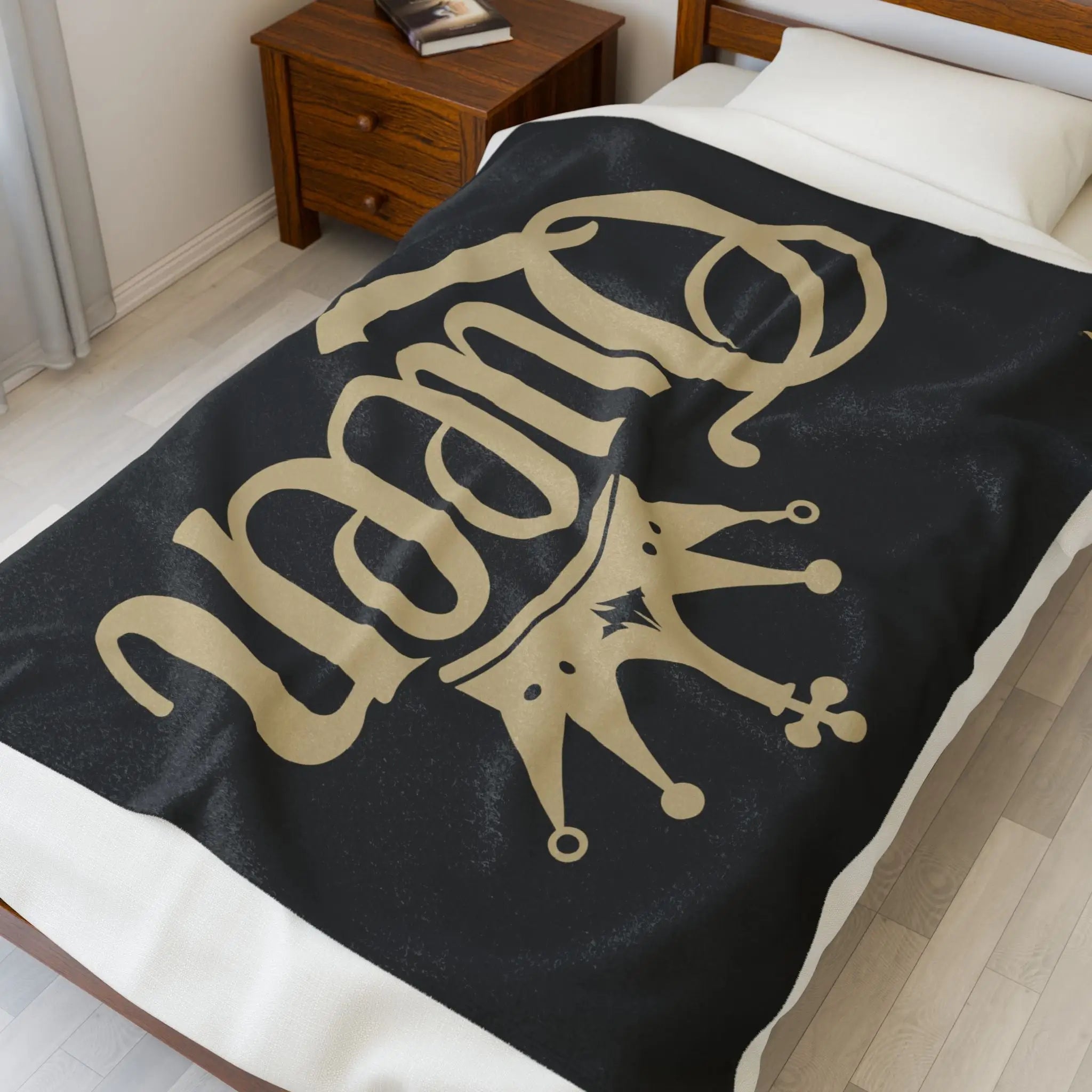 Gold Queen | Mix & Match Velveteen Fun-Flirty Lovers’ Blankets