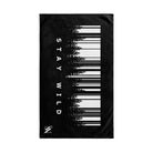 Stay Wild Scene | Mix & Match Classic Fun-Flirty Lovers’ Towels