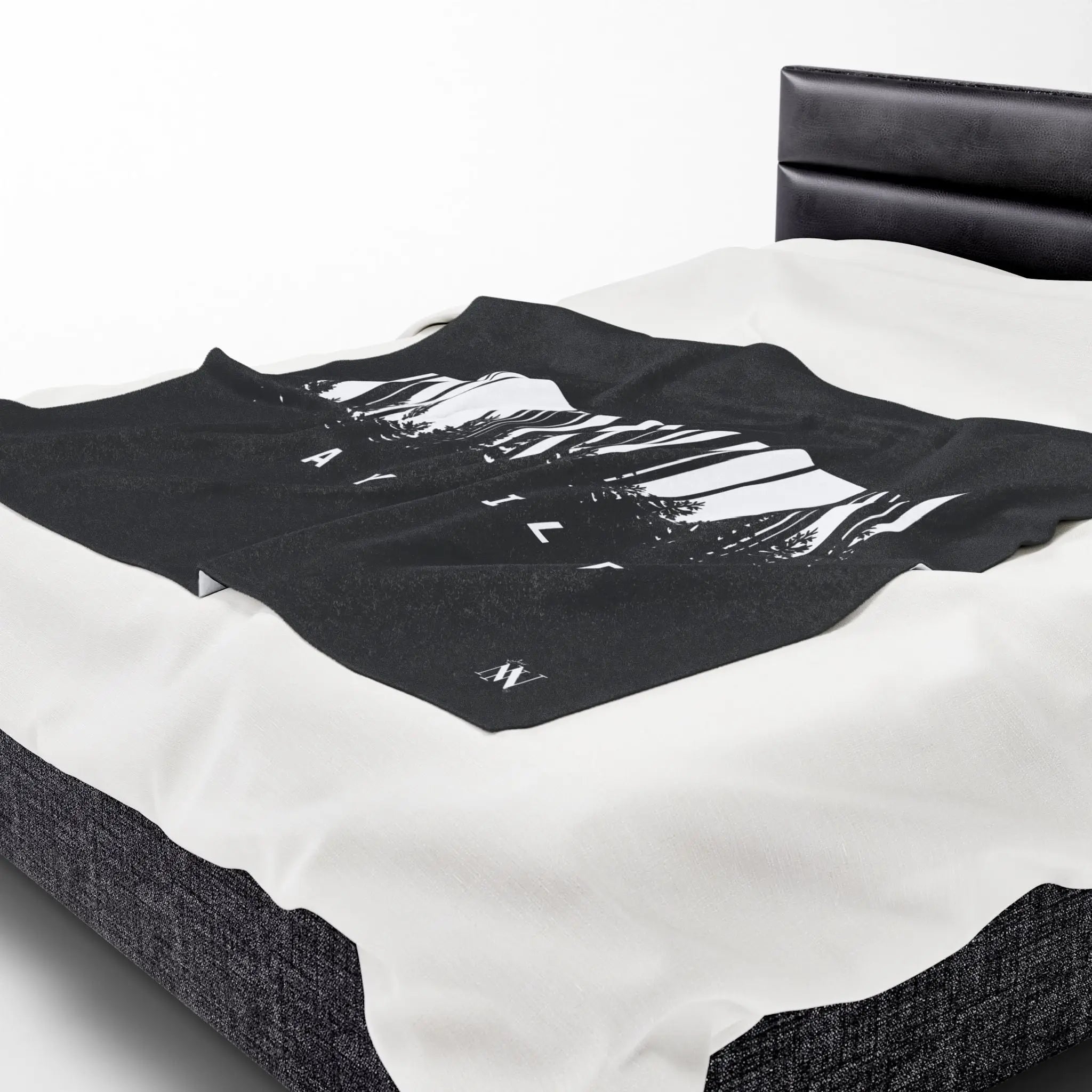 Stay Wild Scene | Mix & Match Soft Fun-Flirty Lovers’ Blankets