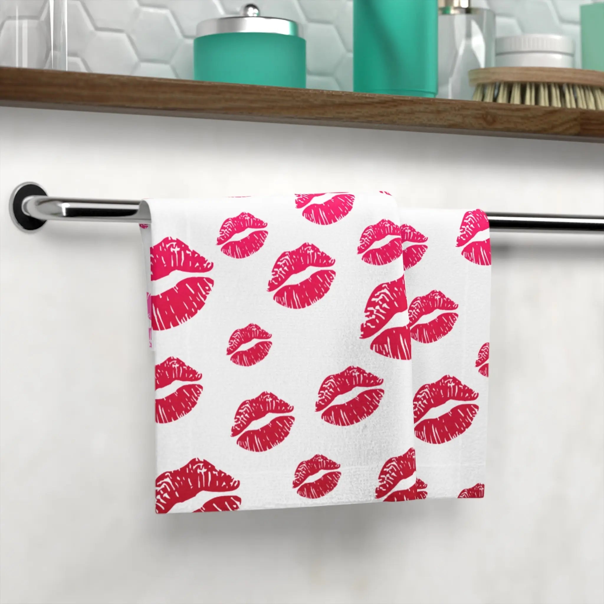 Ombre Kiss Pattern | Mix & Match Lils’ Fun-Flirty Lovers’ Towels