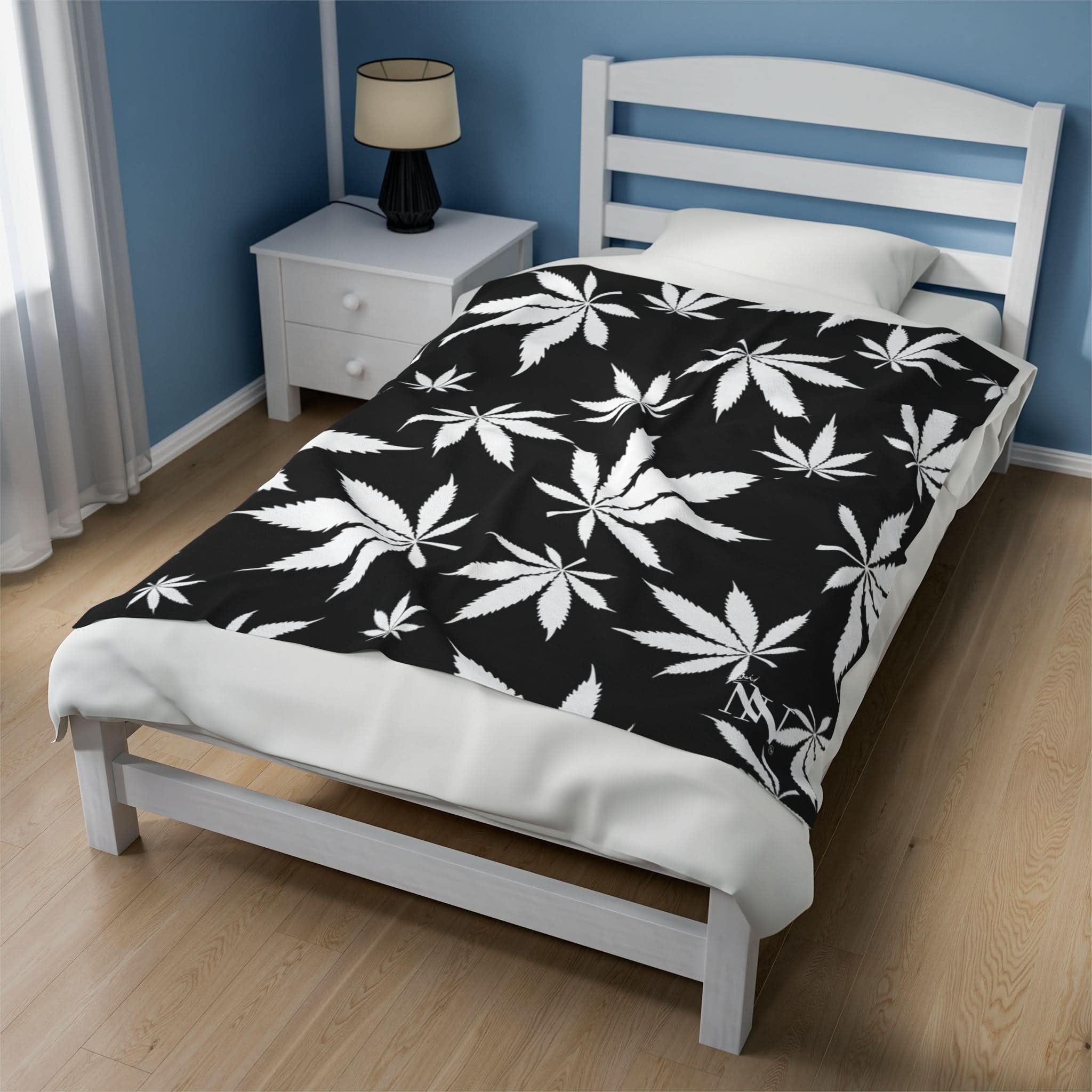 Cannabis Love Black | Mix & Match Fun-Flirty Lovers’ Blankets