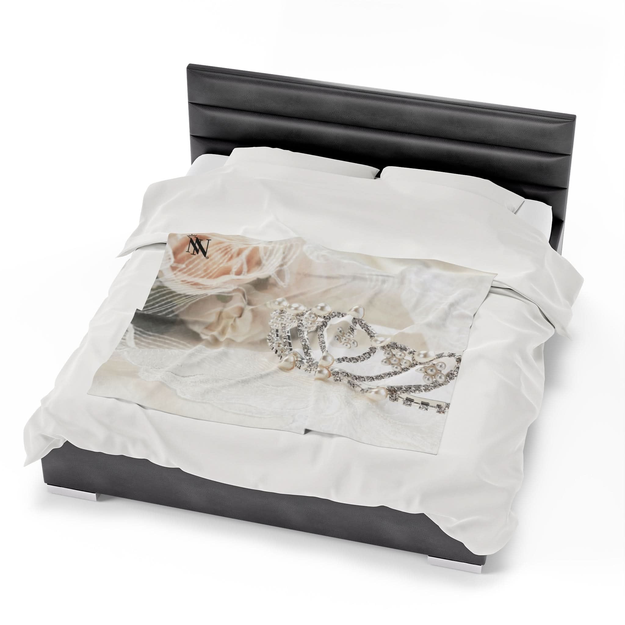 Delicate Crown | Mix & Match Fun-Flirty Lovers’ Blankets