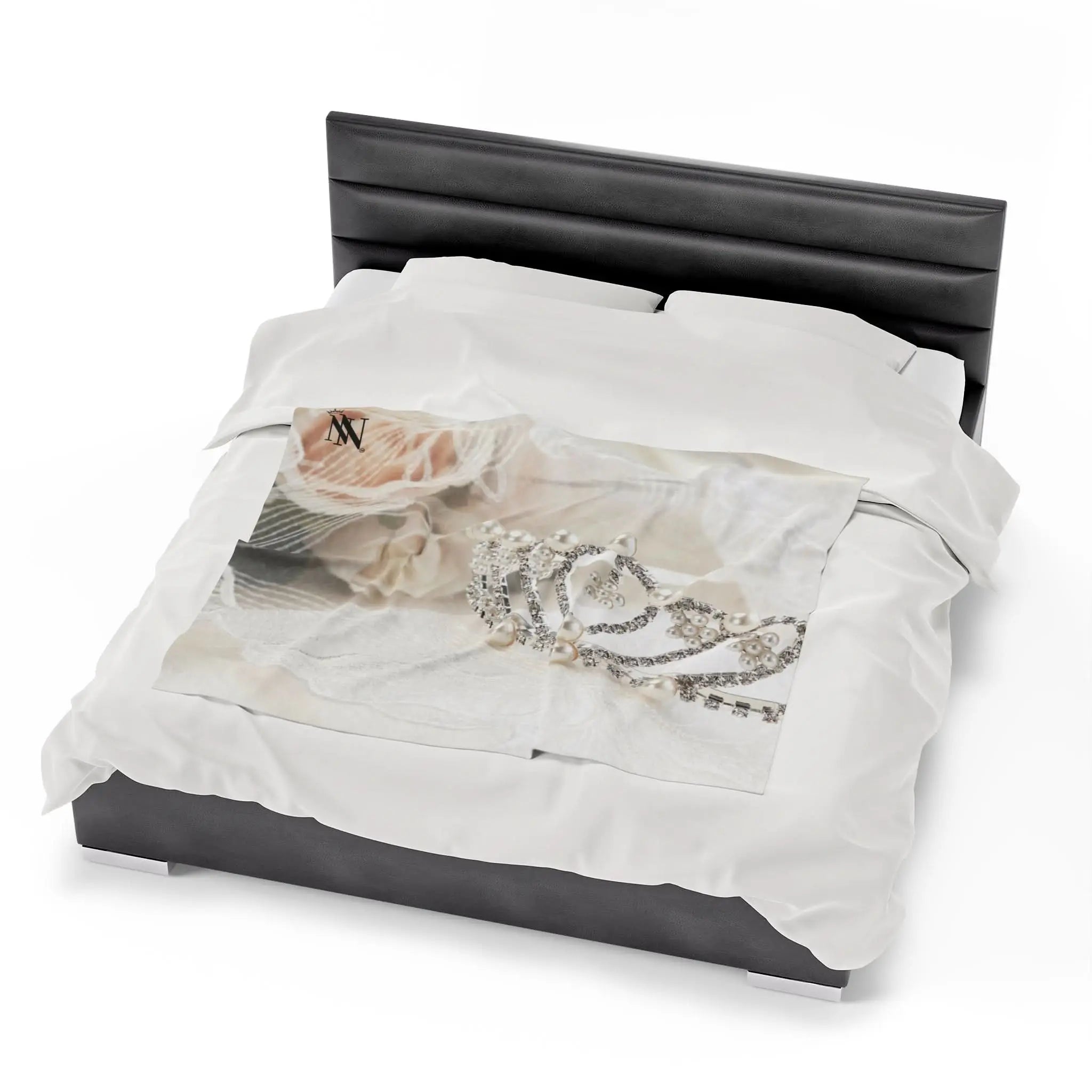 Delicate Crown | Mix & Match Fun-Flirty Lovers’ Blankets