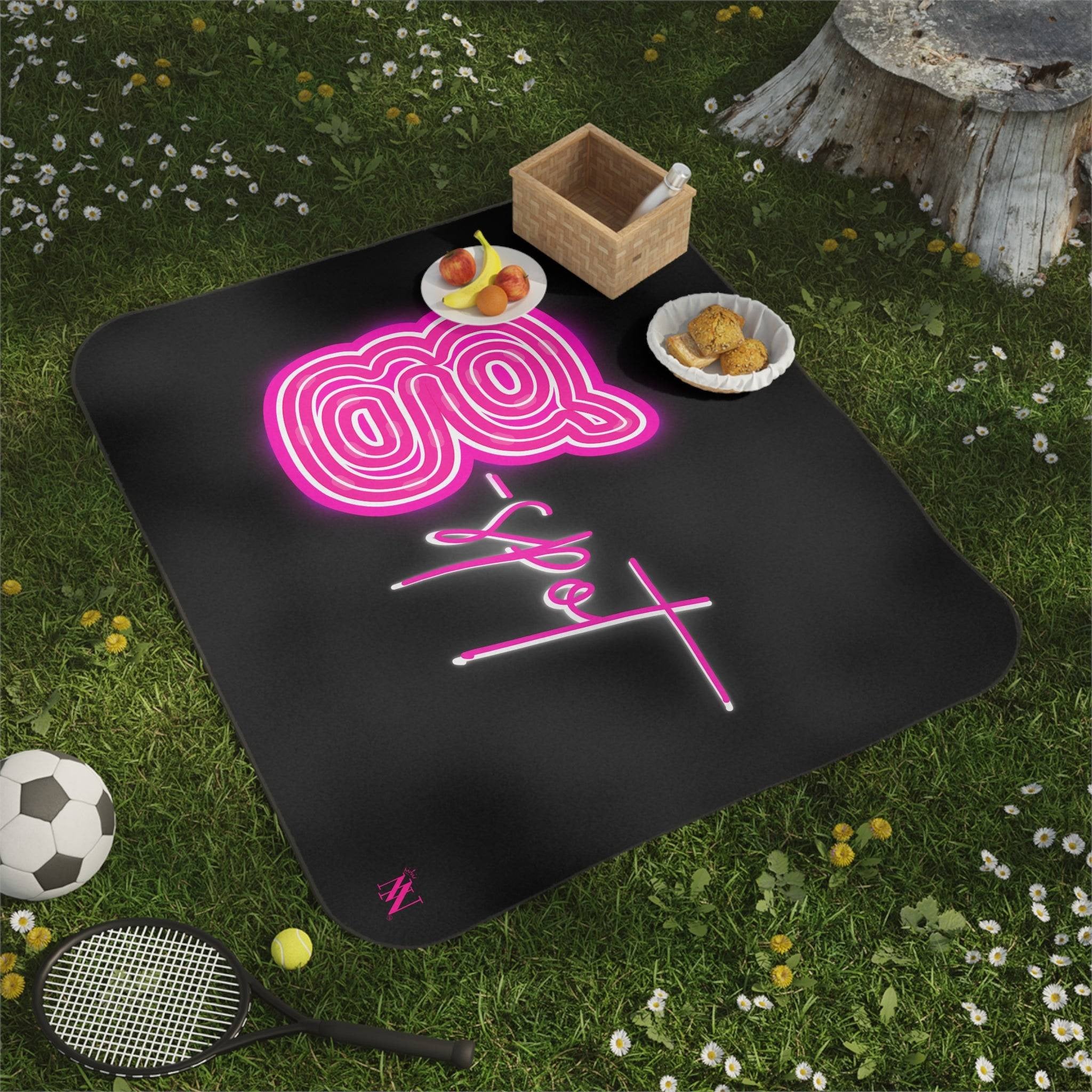G-Spot | Mix Match Fun-Flirty Lovers’ Water-Resistant Blankets