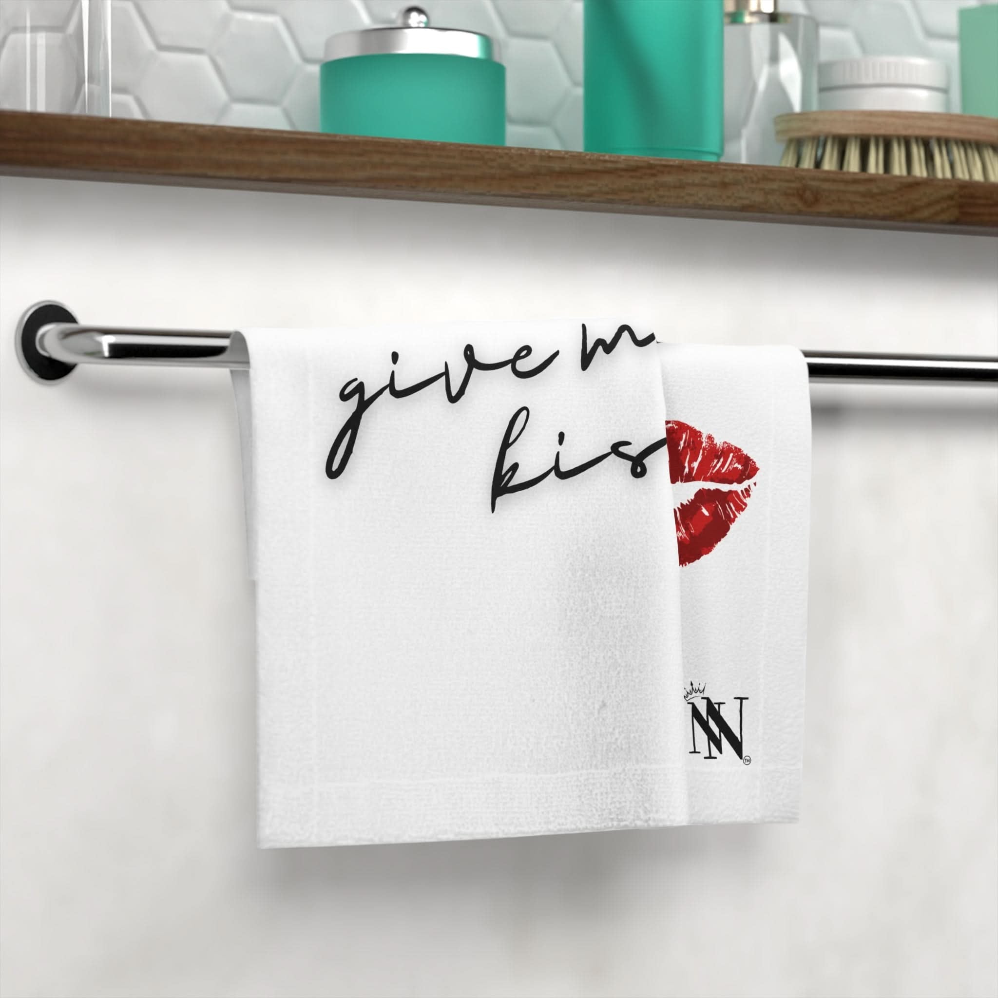 Give Me A Kiss | Mix & Match Lils’ Fun-Flirty Lovers’ Towels